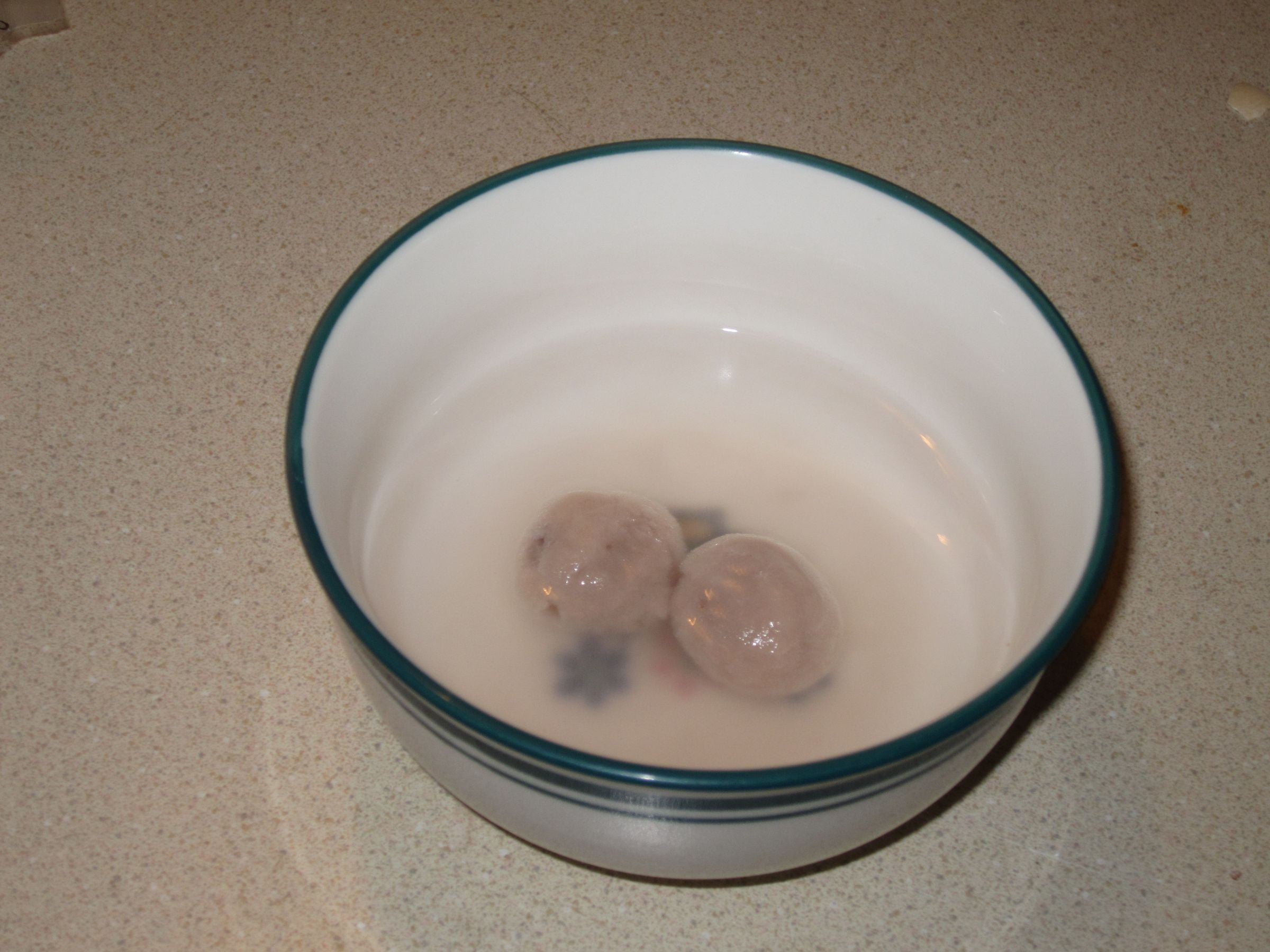 How to Make Chinese Smashed Bean Rice Balls