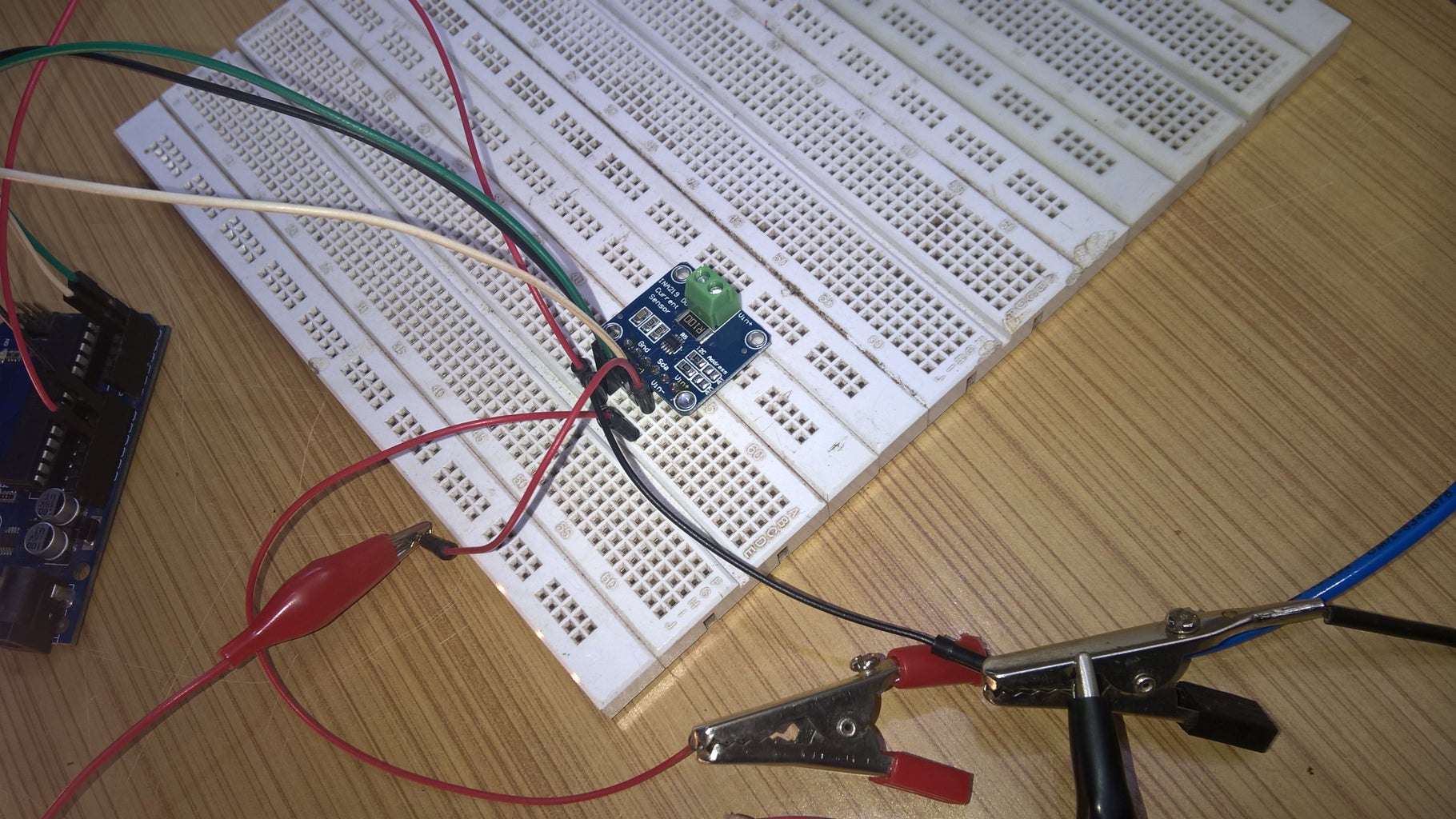 Measure Current and Voltage Using a Microcontroller || Voltage Divider ...