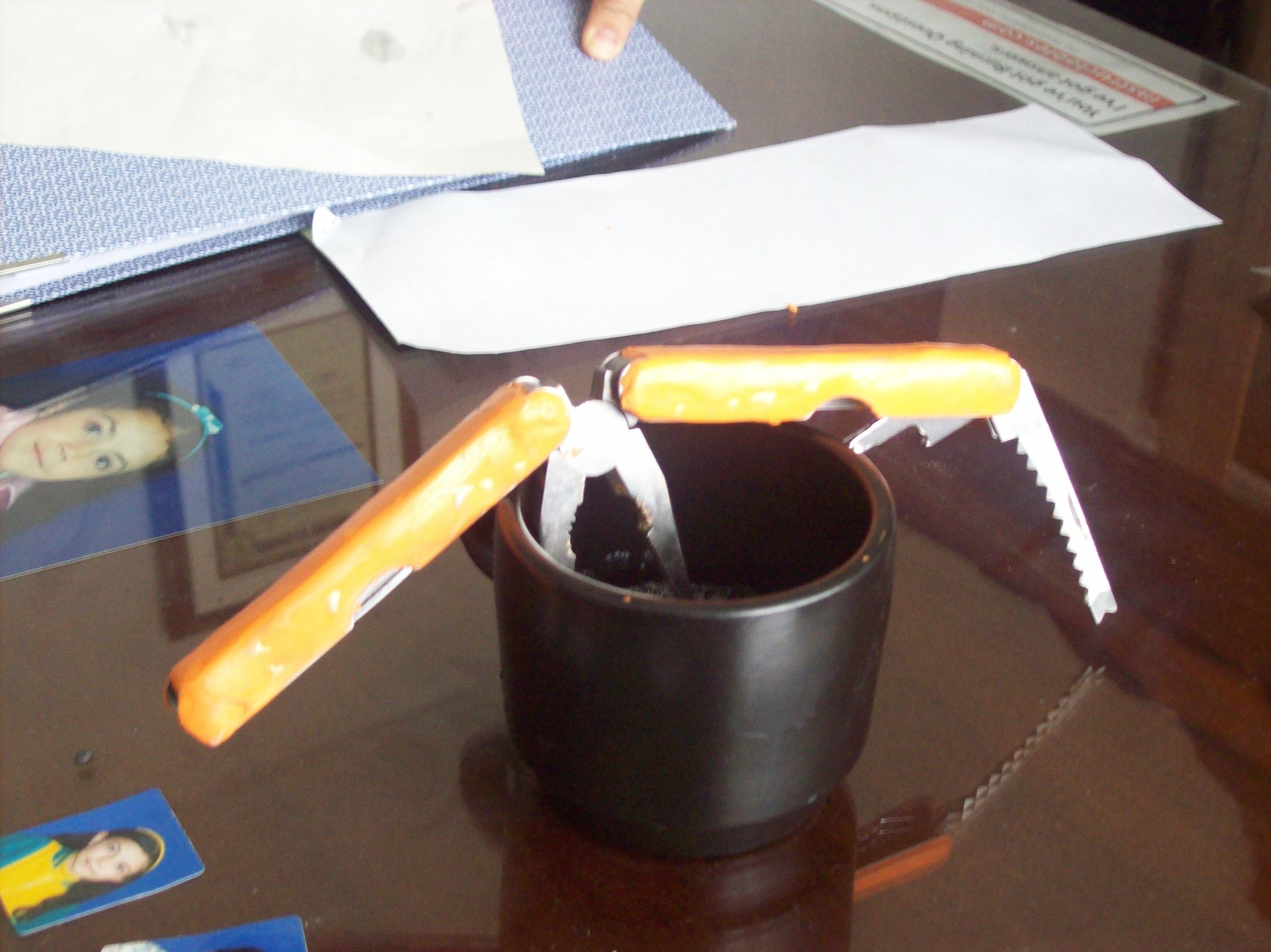 HACK YOUR MULTITOOL WITH SUGRU. Instructables