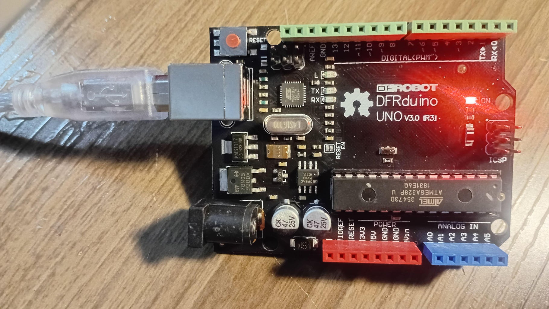 How to Blink a LED - Lesson #1 : 9 Steps - Instructables