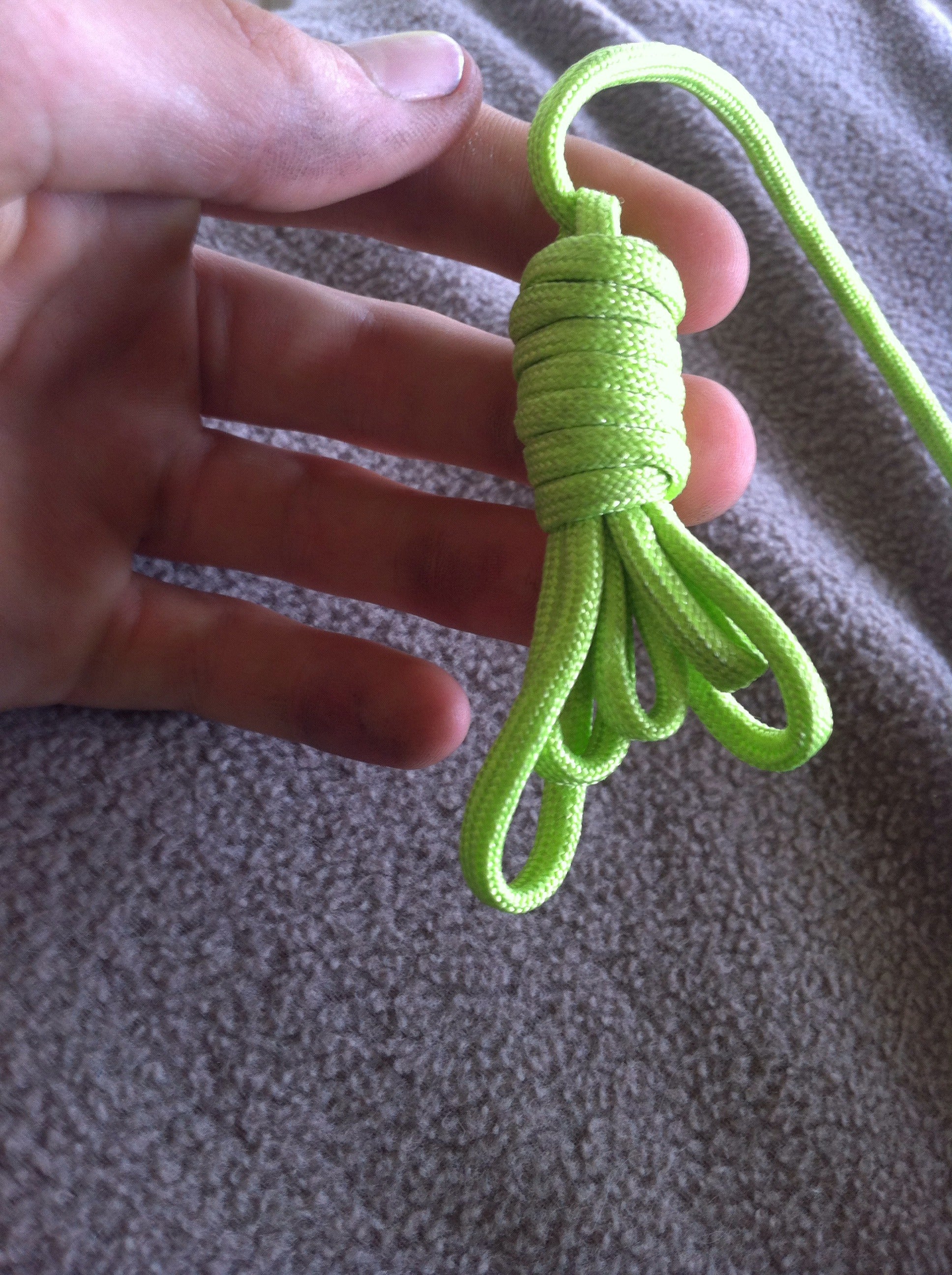 Paracord Cat Toy 5 Steps Instructables
