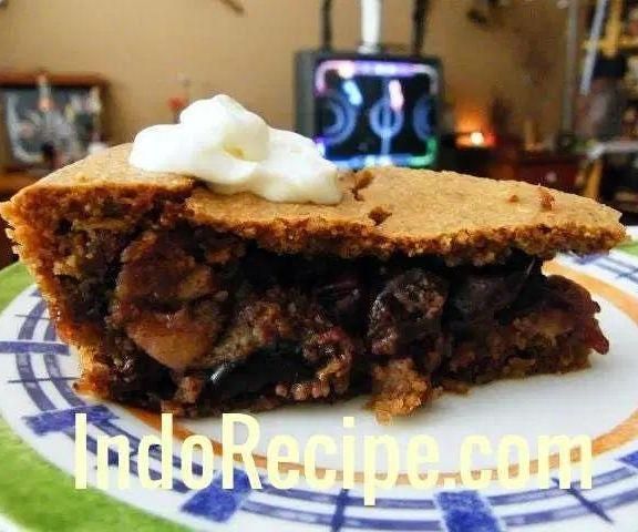 Black Cherry Walnut Pie