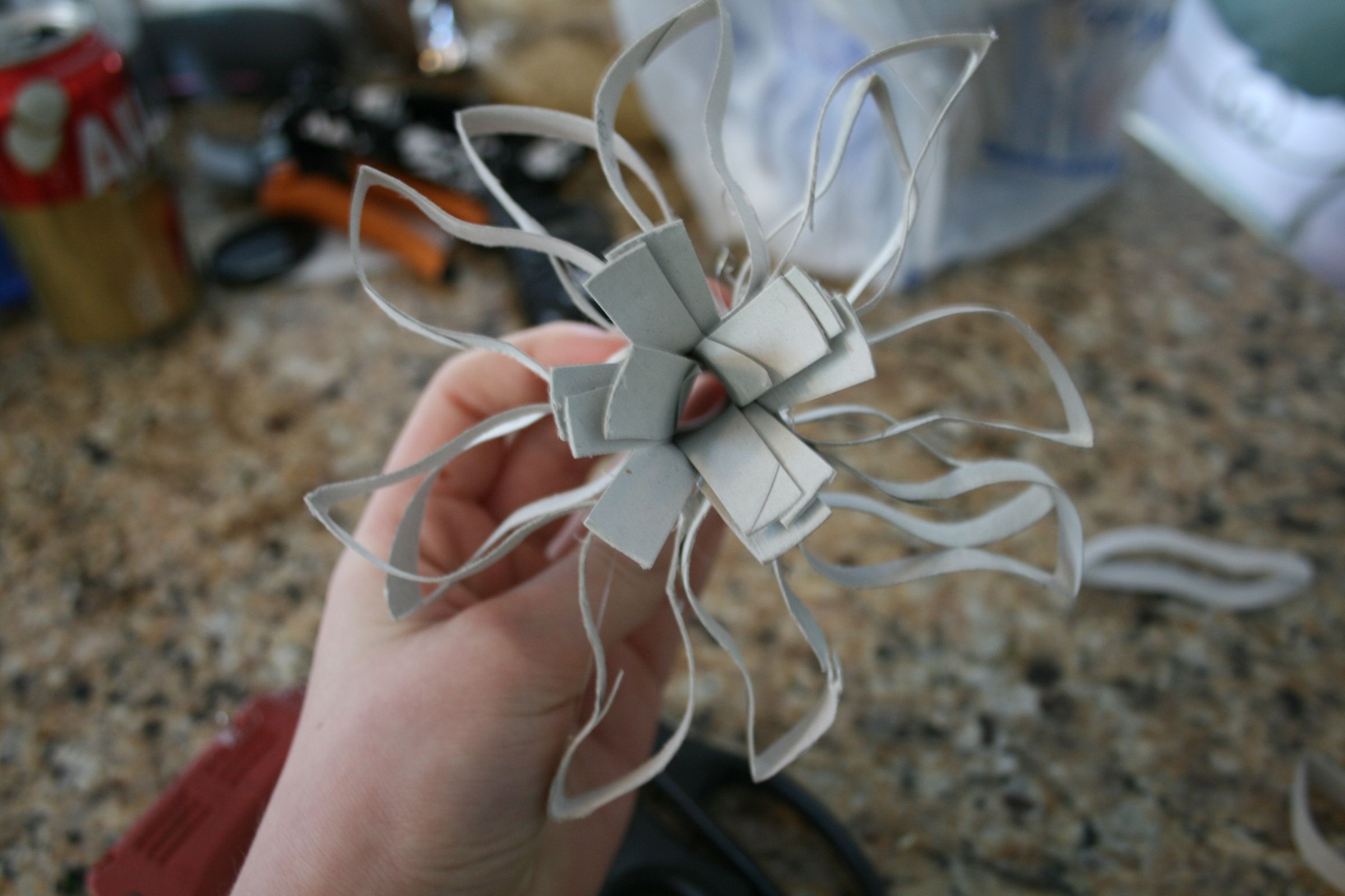 Decorative Cardboard Tube Flower 4 Steps Instructables