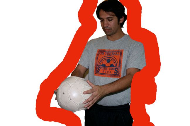 HOtw to Juggle a Soccer Ball