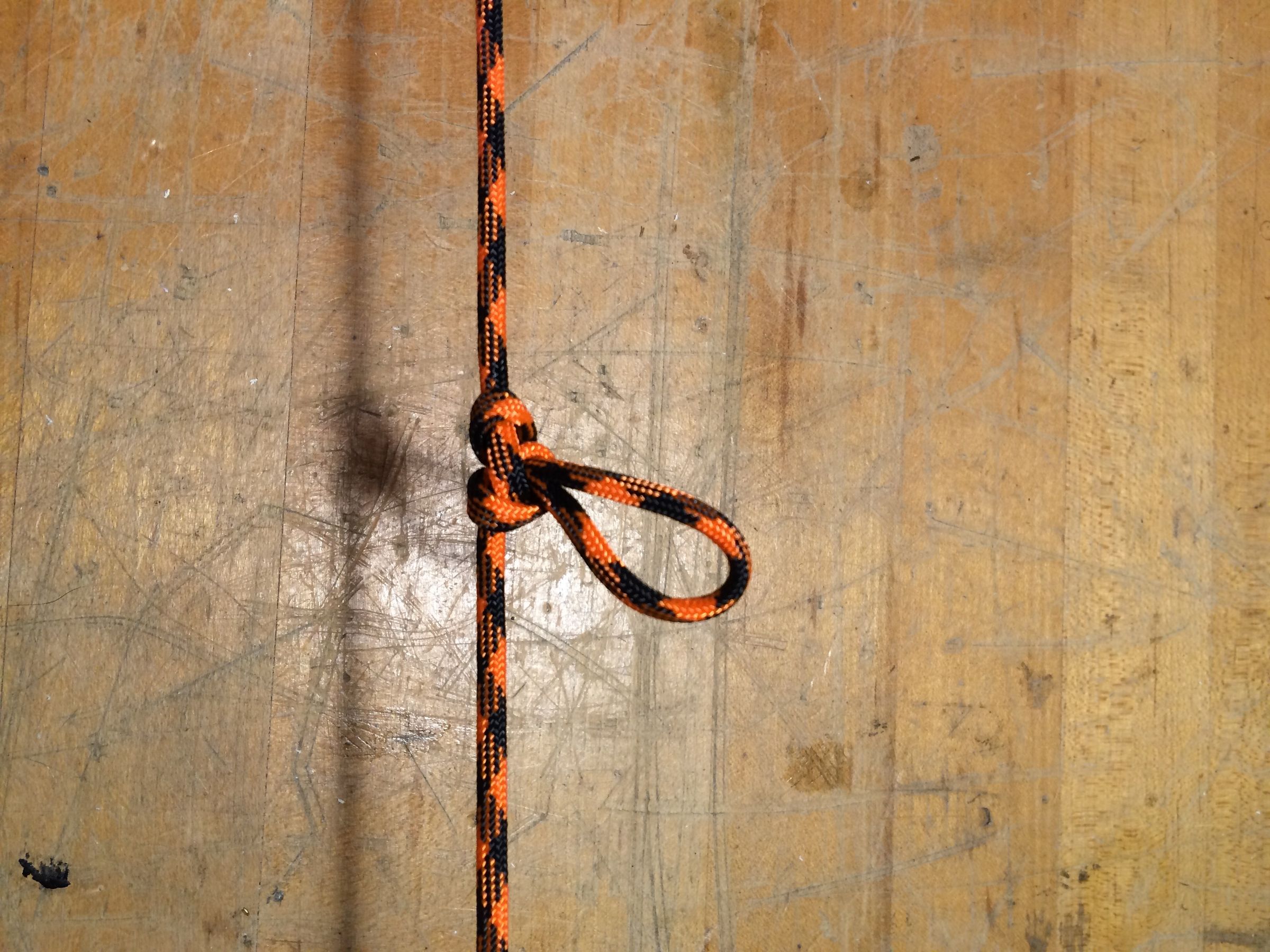 paracord tie down