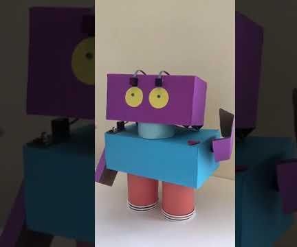 Hand Shaking Robot With Pinoo
