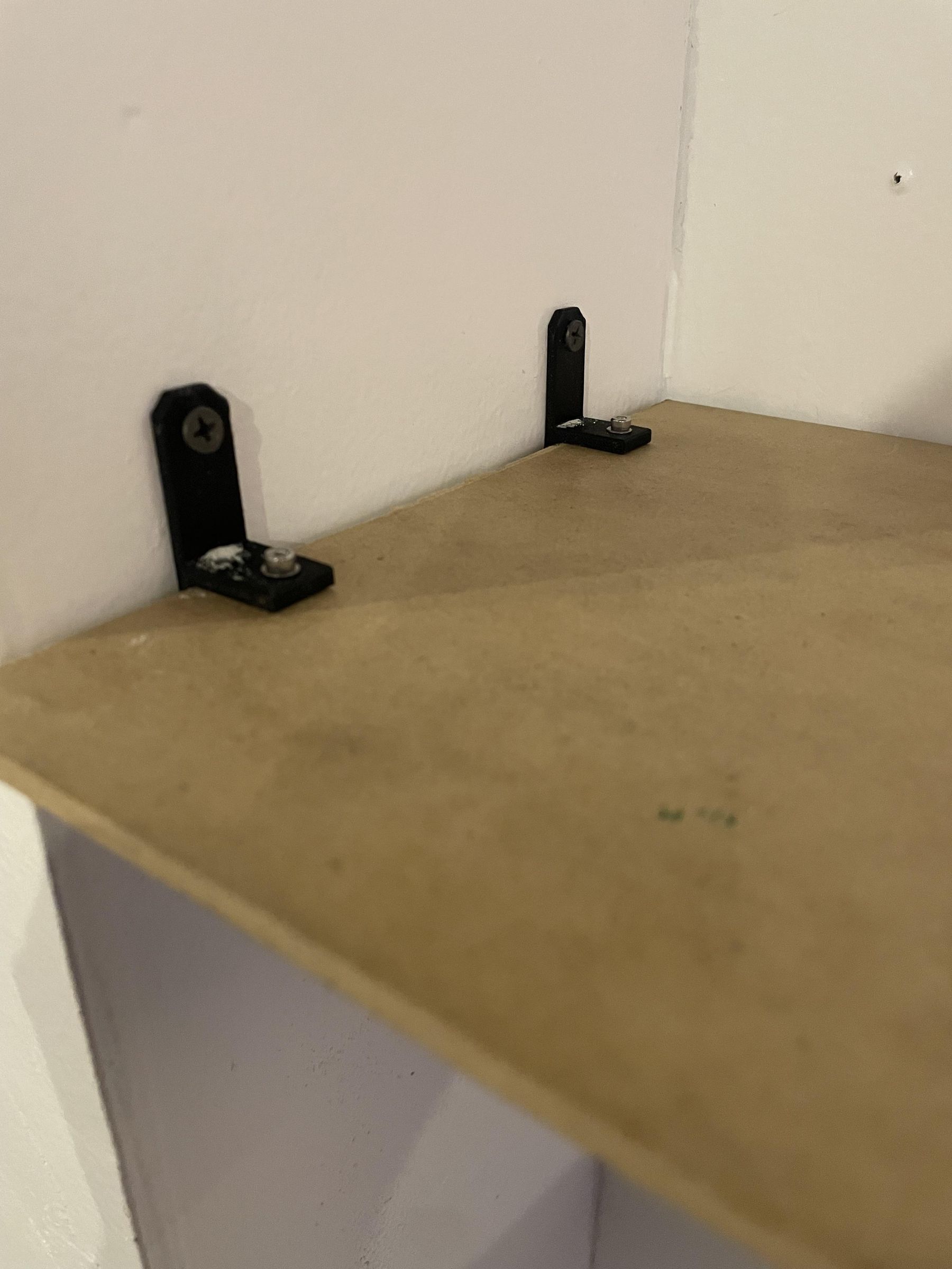 Wall Mount Shelf Bracket 3 Steps Instructables