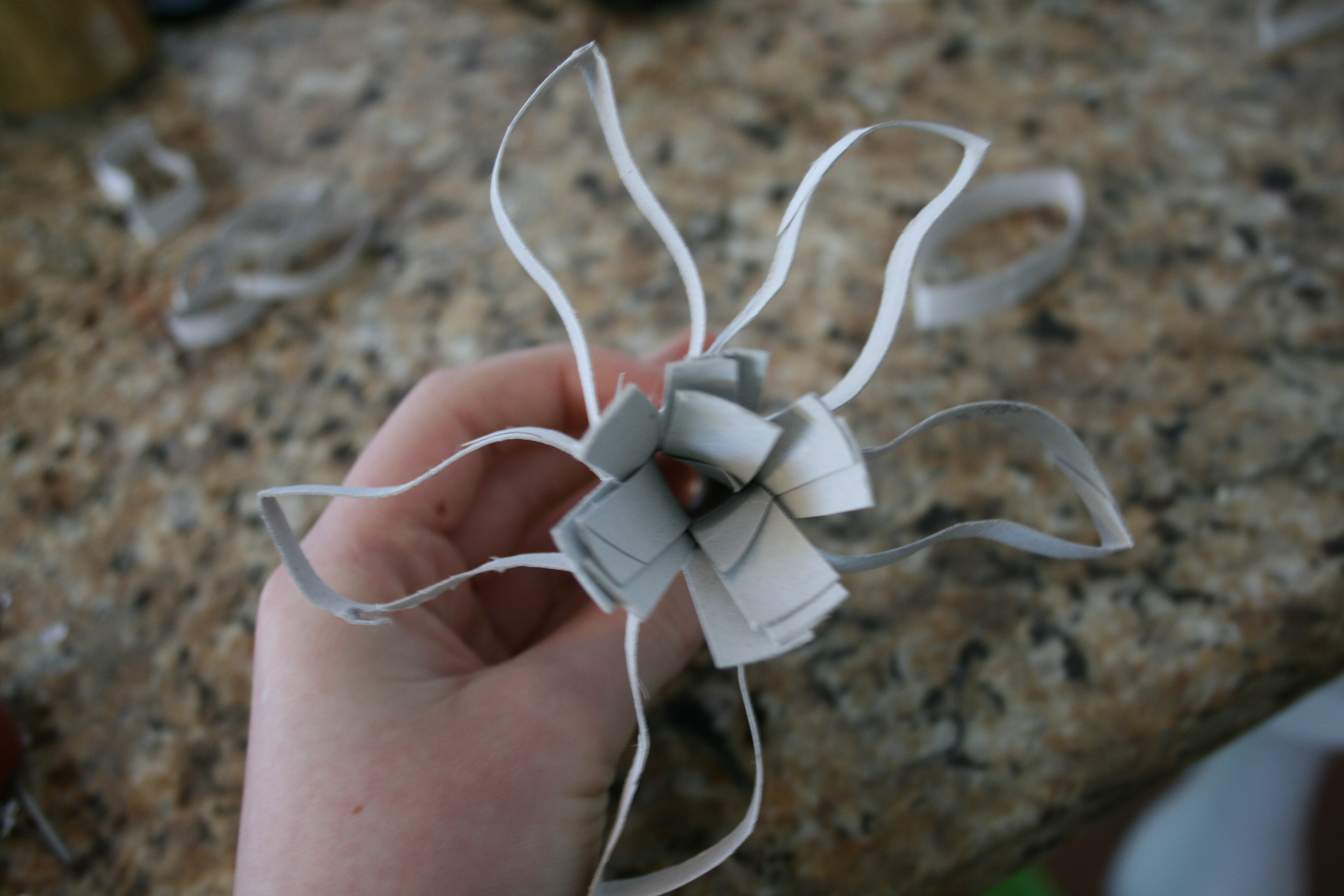 Decorative Cardboard Tube Flower 4 Steps Instructables