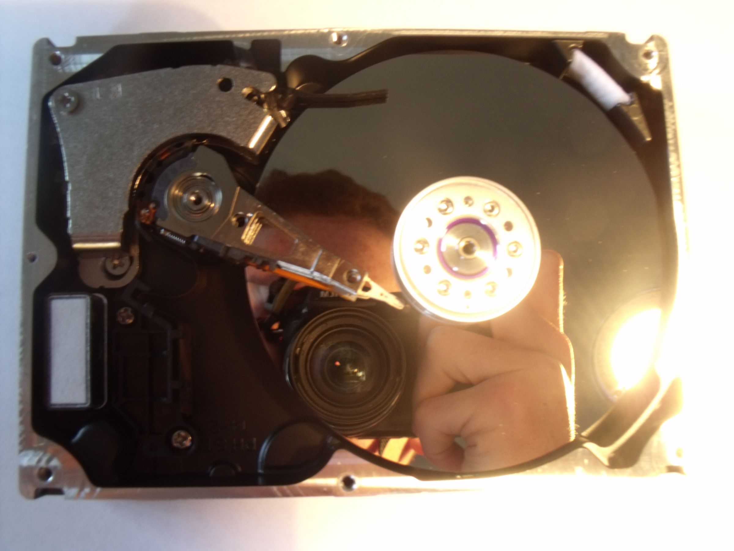 GEEKTOYOU How to Take Apart a Harddrive (humor Included) 5 Steps