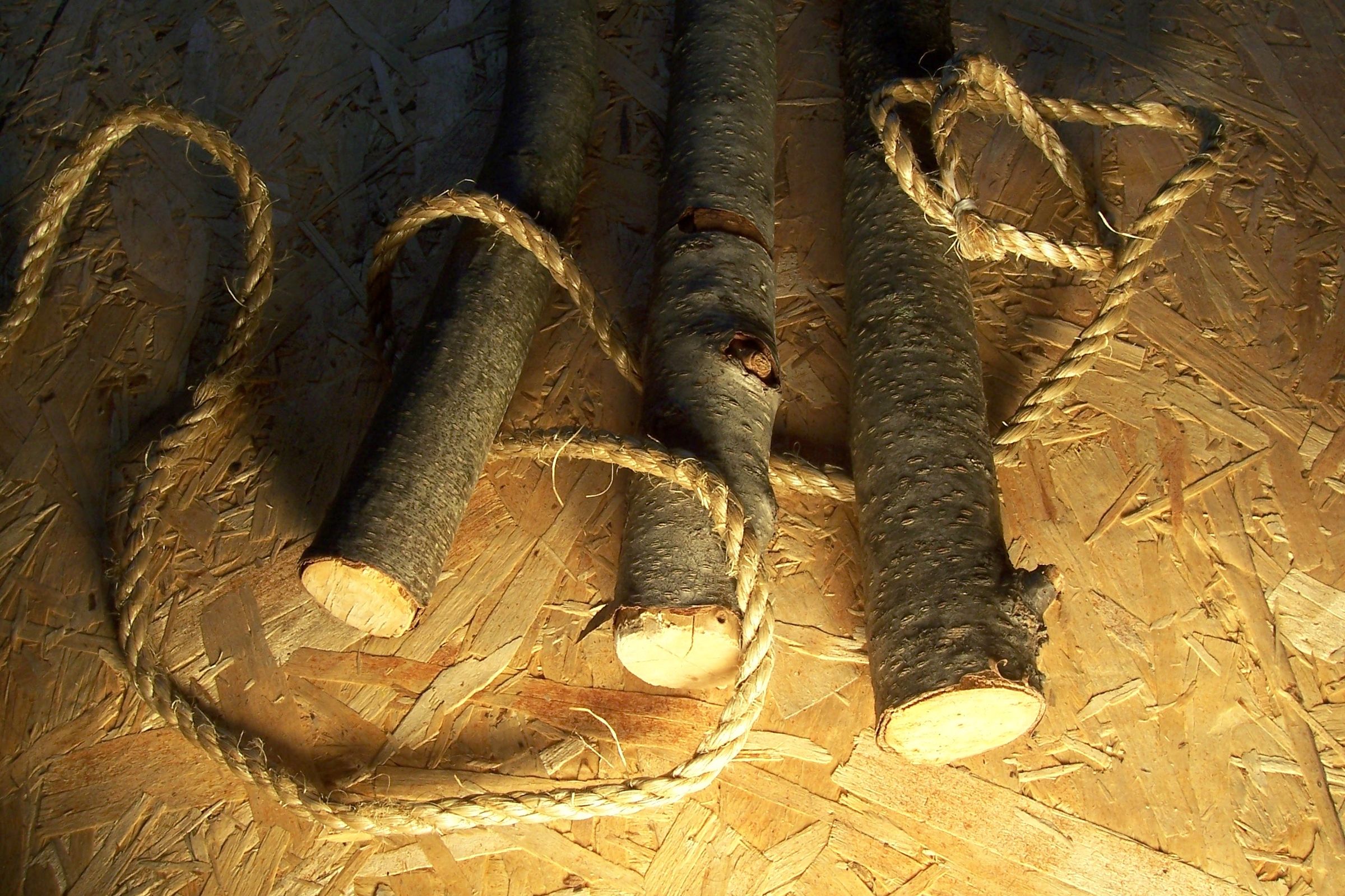 Rustic Hammock-Style Wilderness Chair : 15 Steps (with Pictures ...