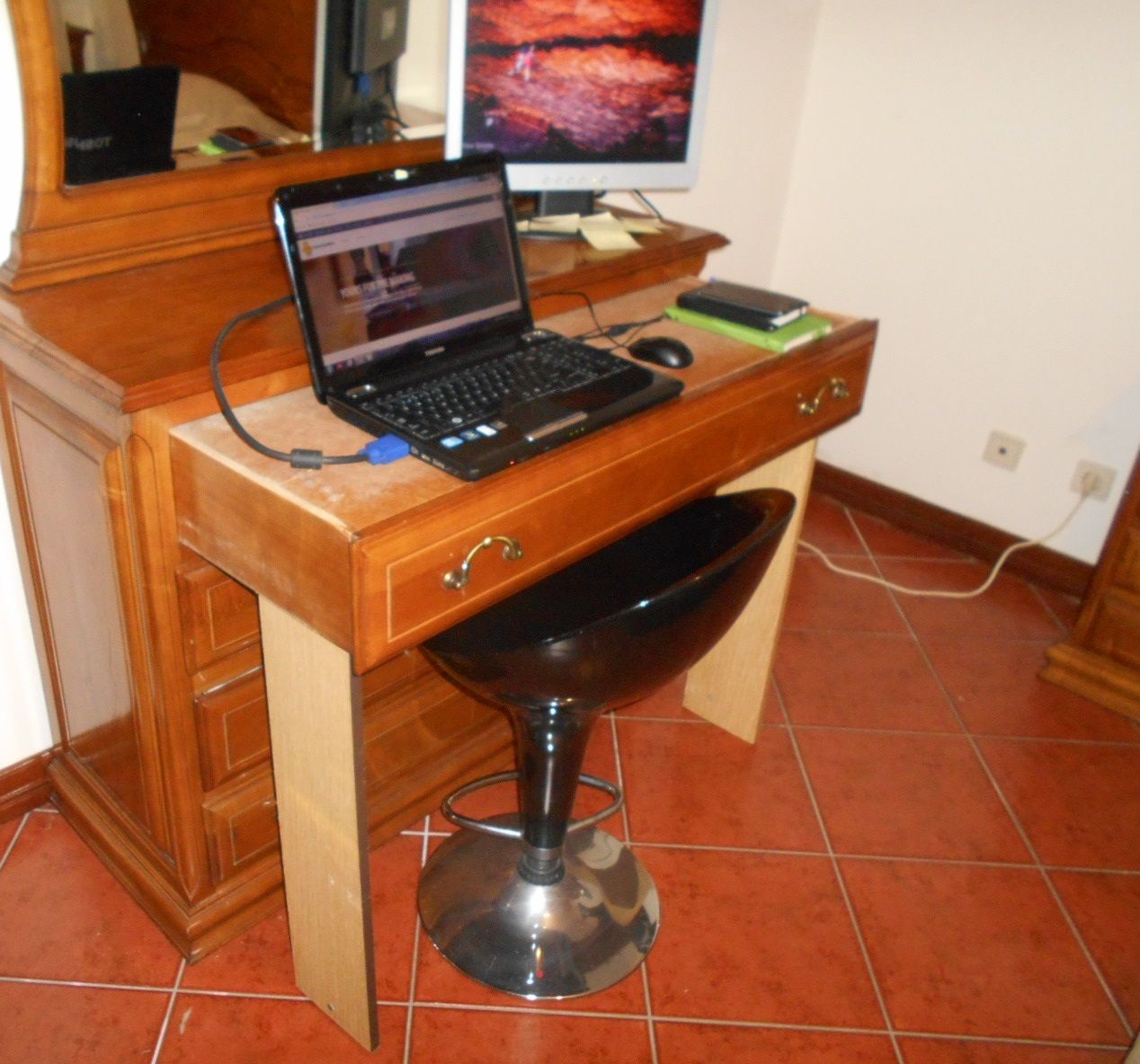 Make a Desk Out of Your Dresser Drawer 7 Steps Instructables