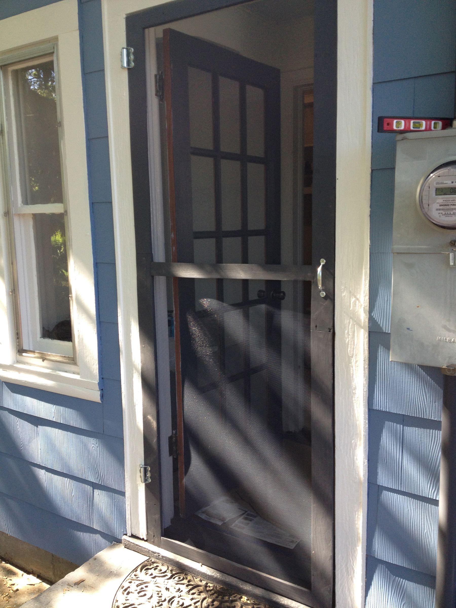 Pallet Screen Door - Image 1