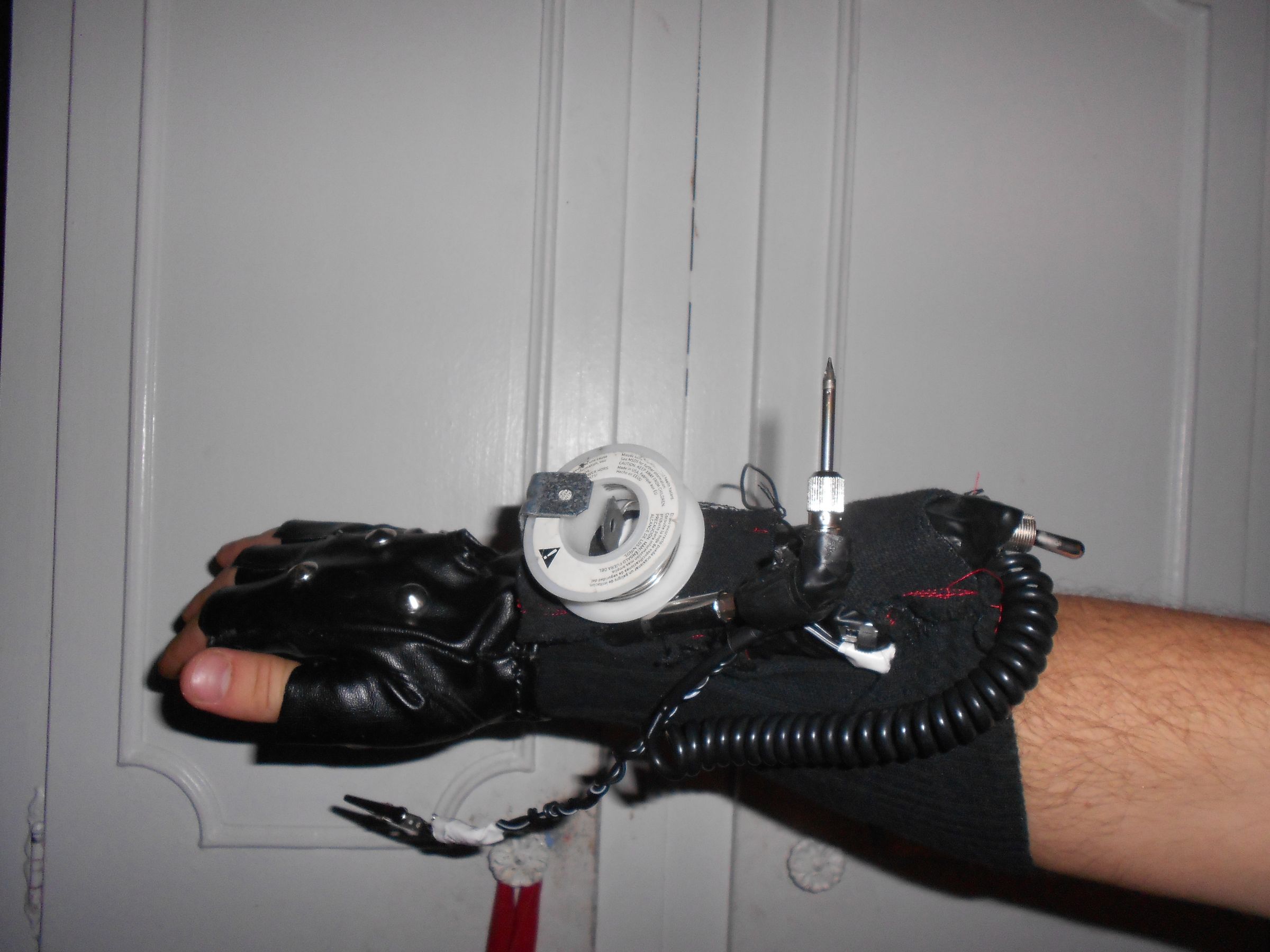 Glove Mounted Soldering Station 4 Steps (with Pictures) Instructables