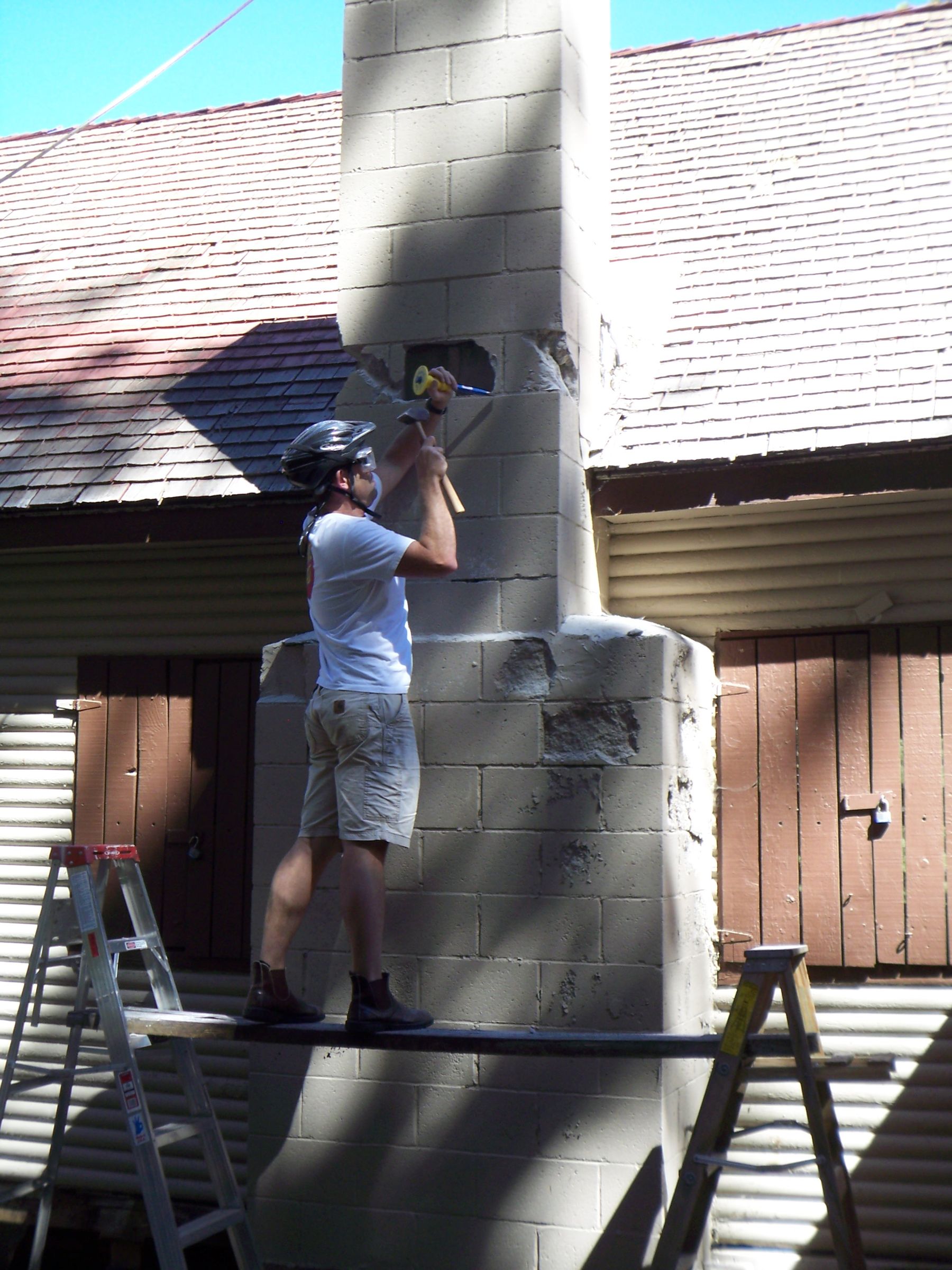 Tear Down a Chimney With a Rope and a Honda? 8 Steps Instructables