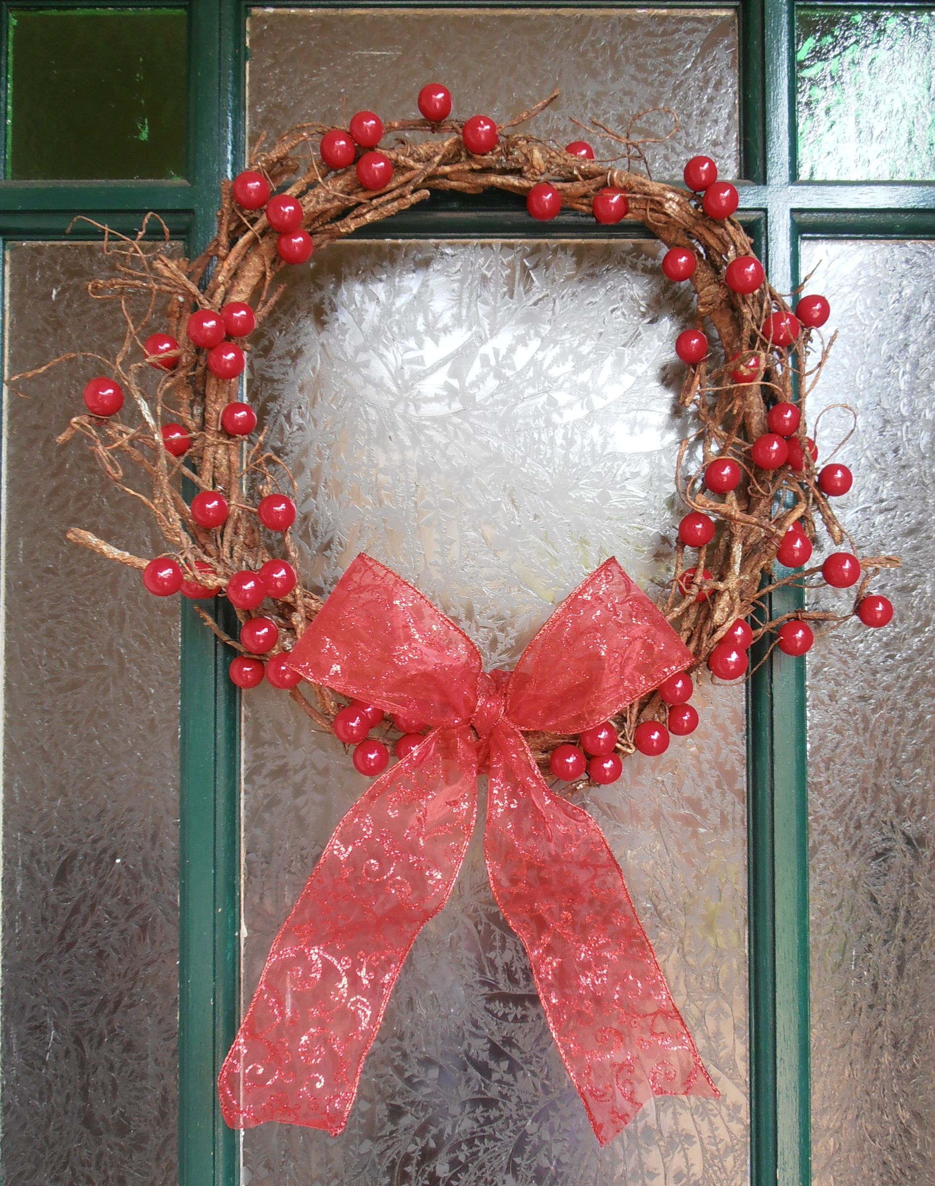 Vine & Berry Christmas Wreath
