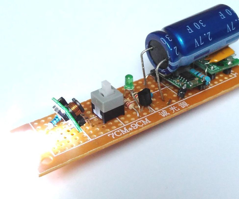 Micro-usb 30F Supercapacitor Flashlight