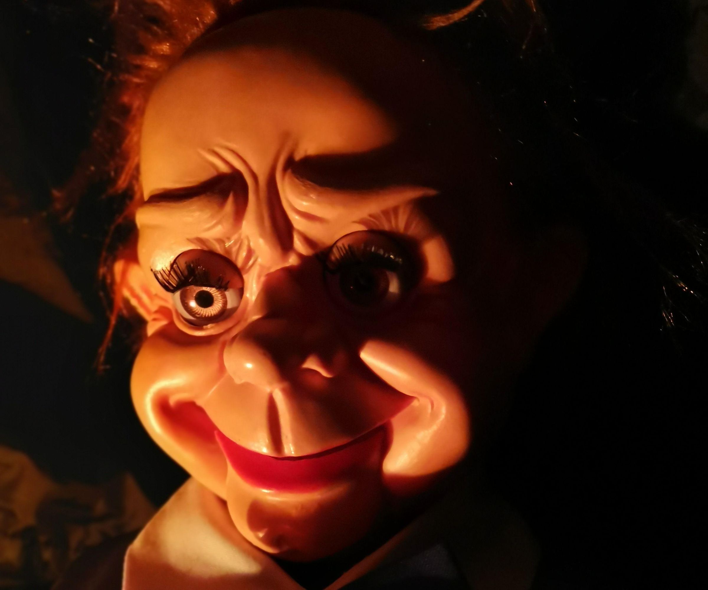 Tapey - the Tale of a Haunted Ventriloquist Dummy / Doll
