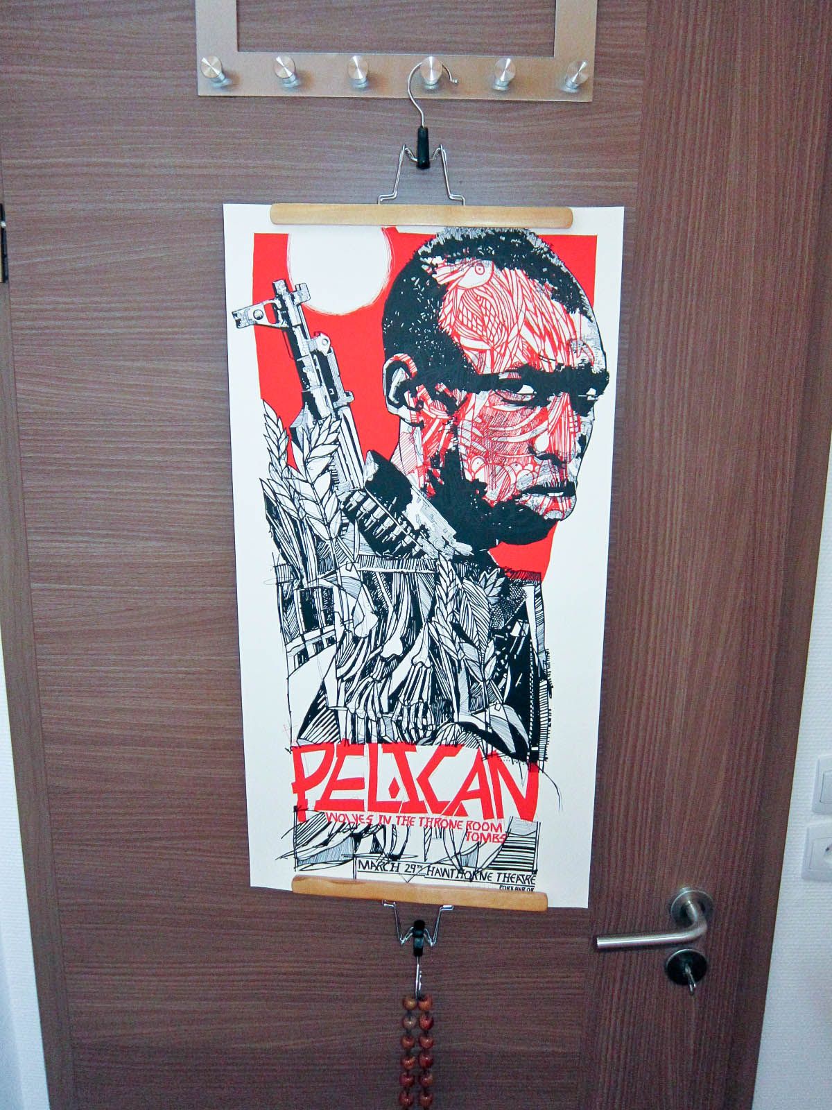 Poster Hanger Low Cost