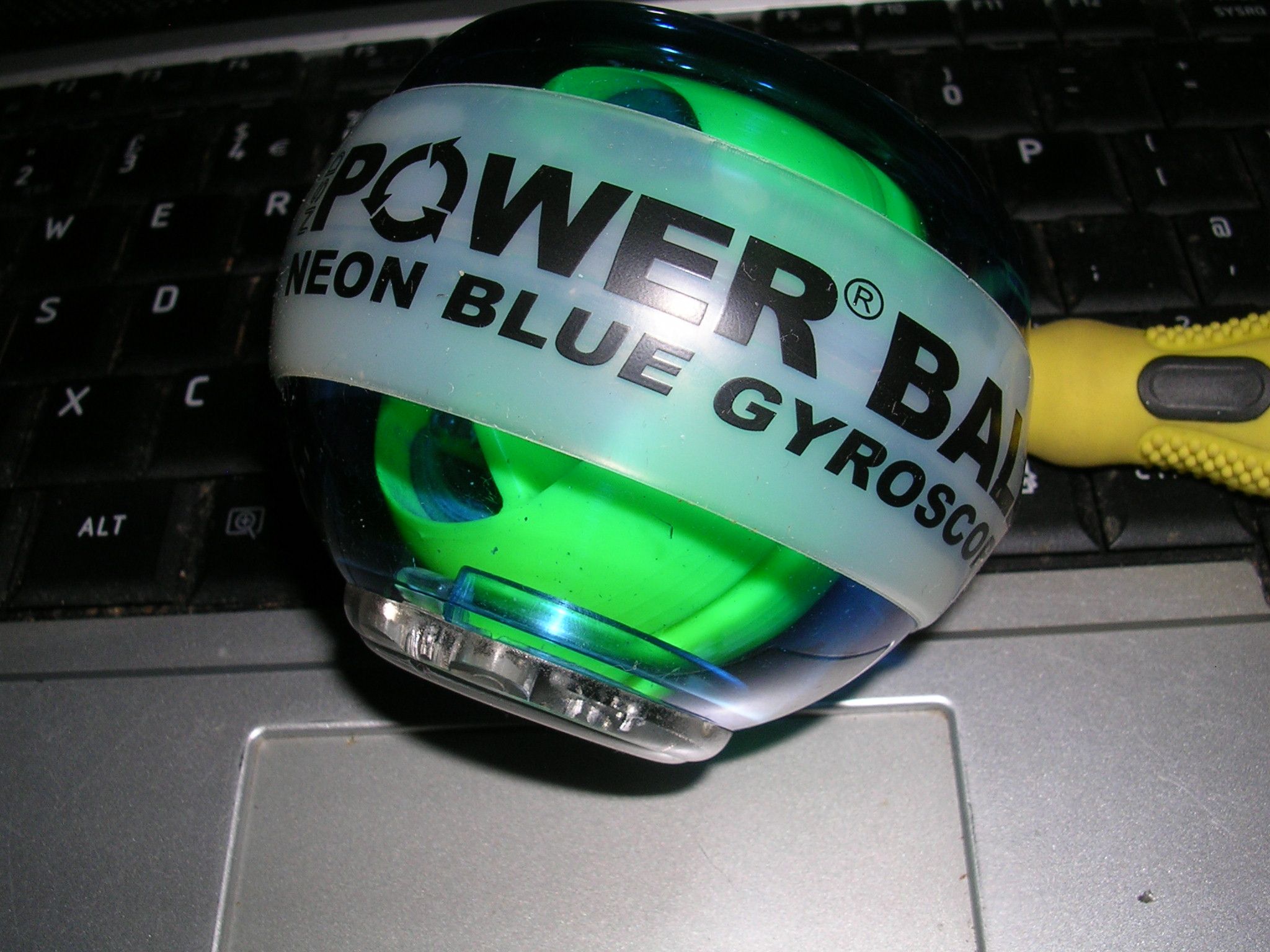 Cleaning a NSD Powerball.