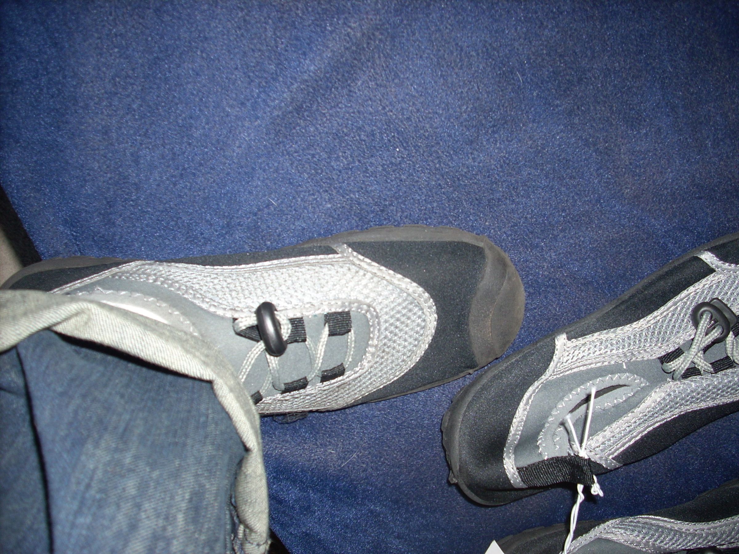 Cheap(er) "barefoot" Running Shoes in Under 30 Seconds