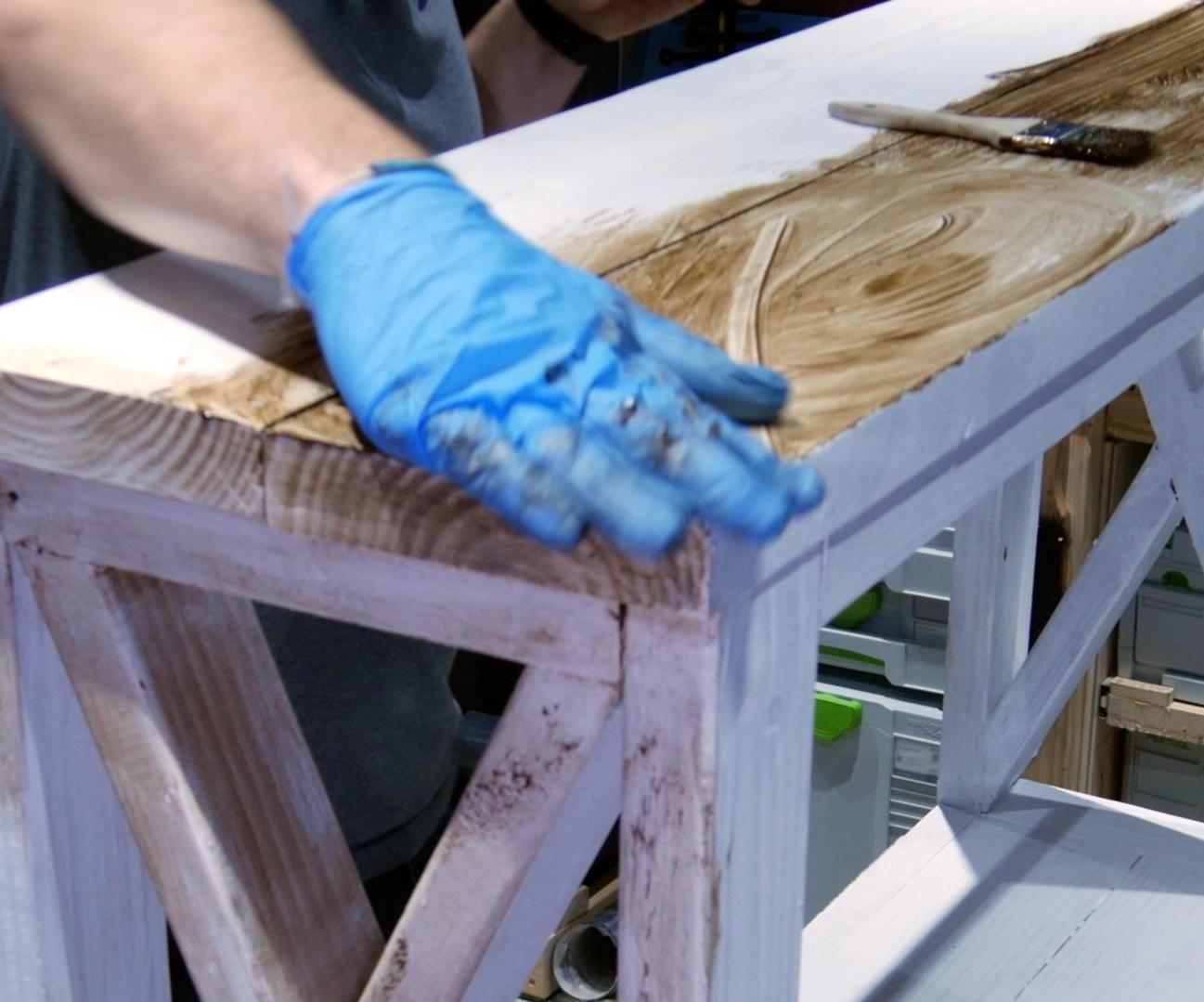 How to Paint and Distress Furniture