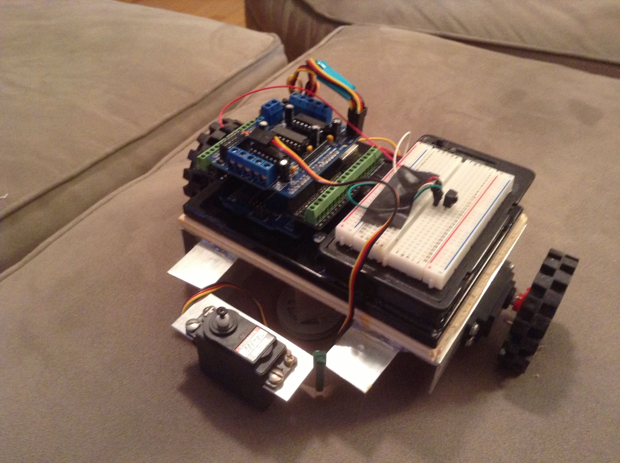 Controlling Arduino RoverBot With TV Remote