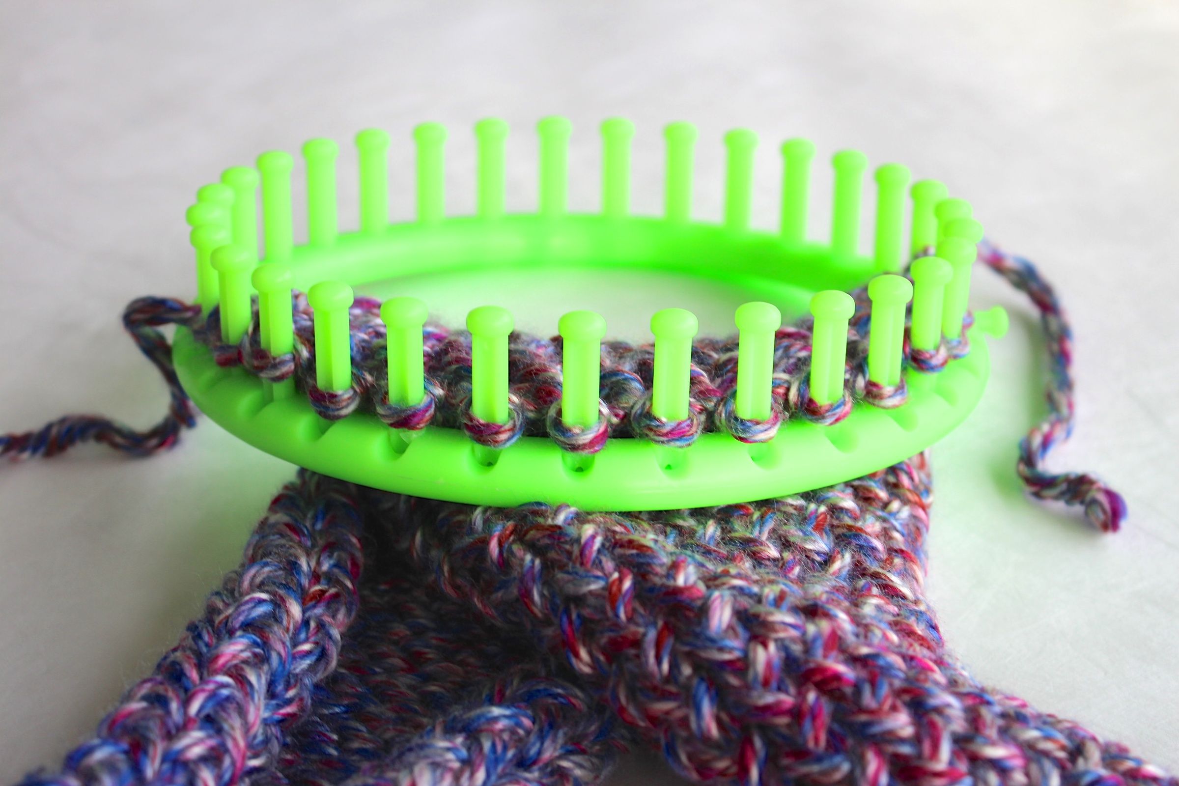 How to Knit an Infinity Scarf on a Loom 15 Steps (with Pictures