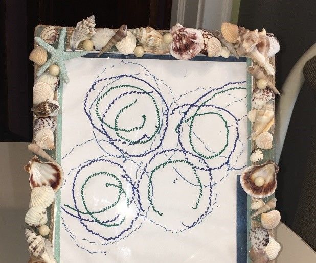 DIY SEASHELLS FRAME