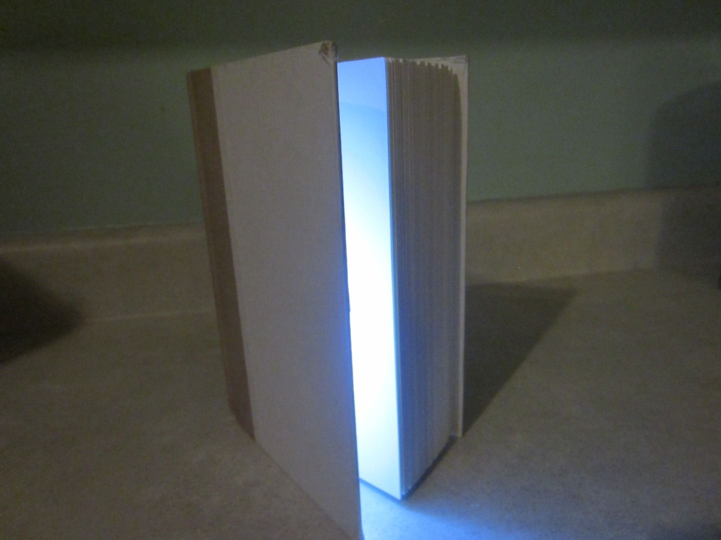 BatteryPowered Book Lamp 5 Steps Instructables