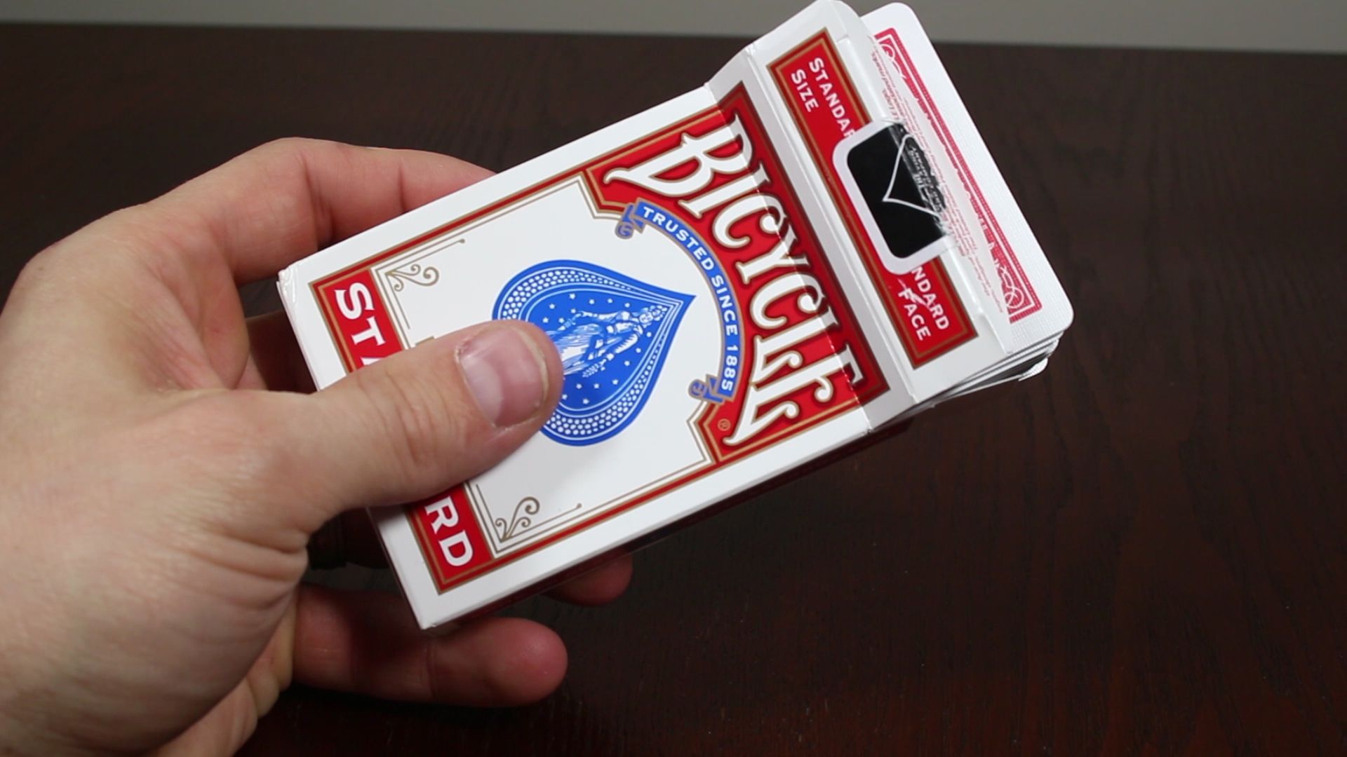 330 Volt "Shocking" Electric Deck of Cards! (Electric Shock Kissing