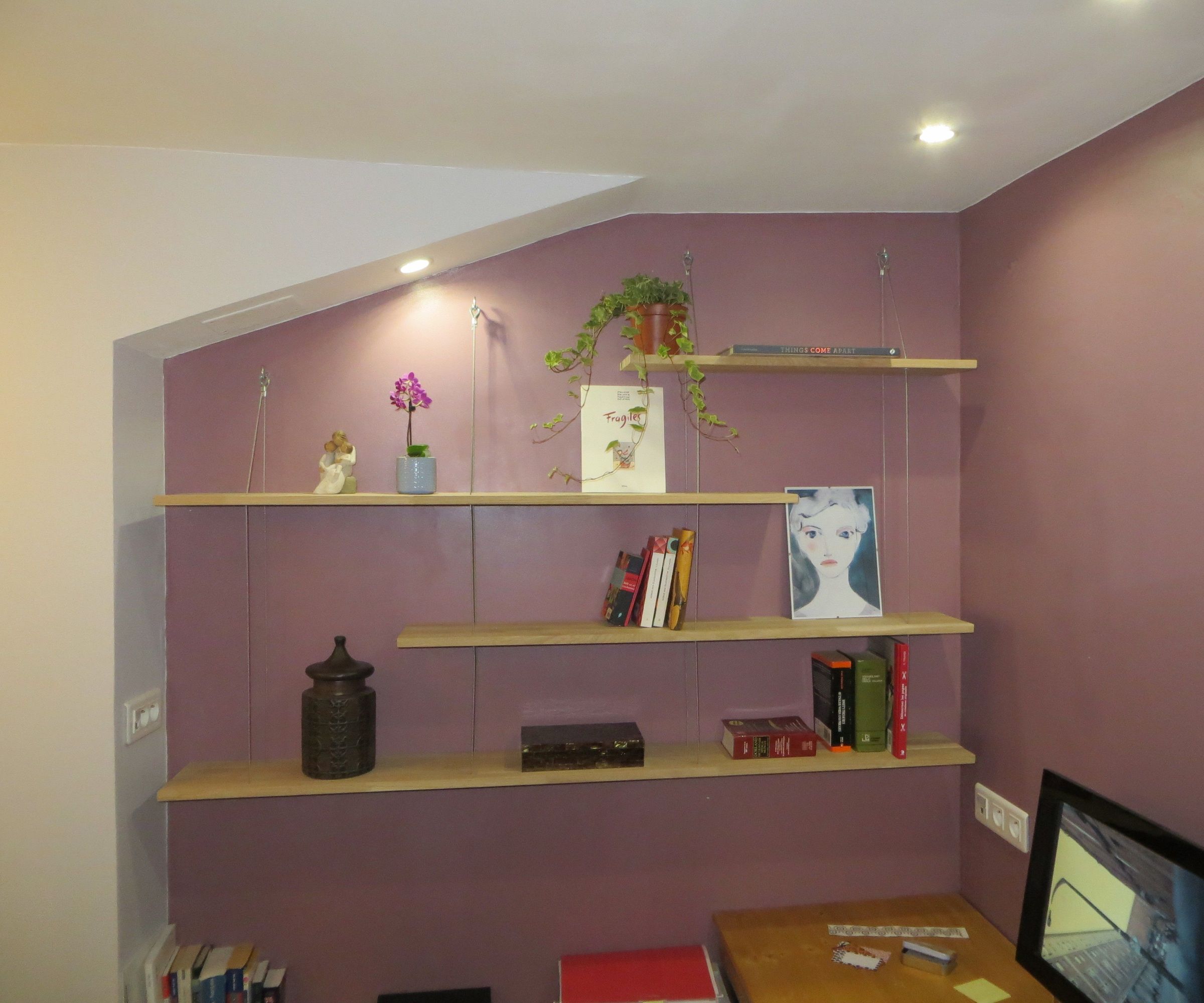 Suspended Shelves With Invisible Stops