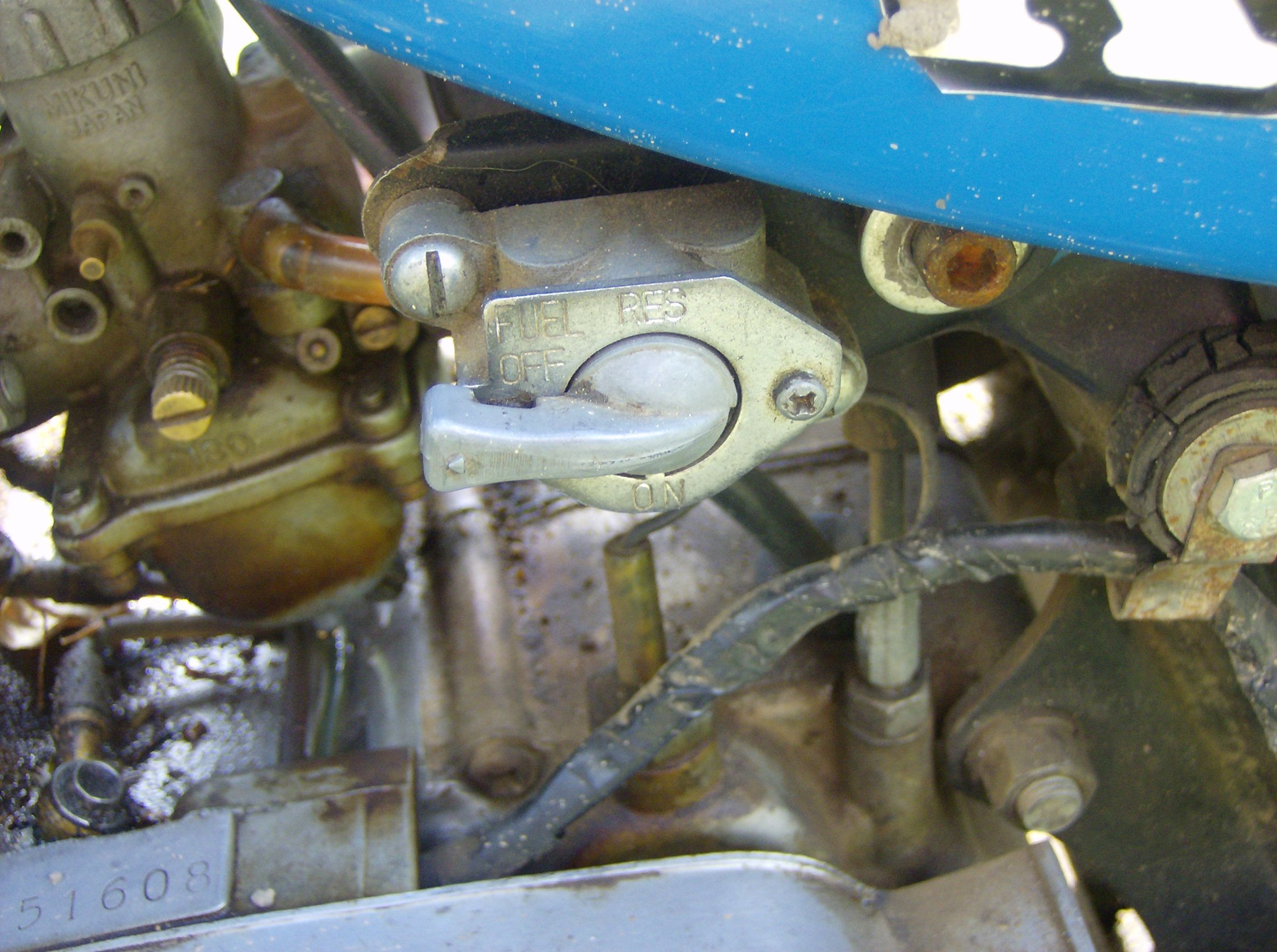 How to Kick Start a Motorbike. 5 Steps Instructables