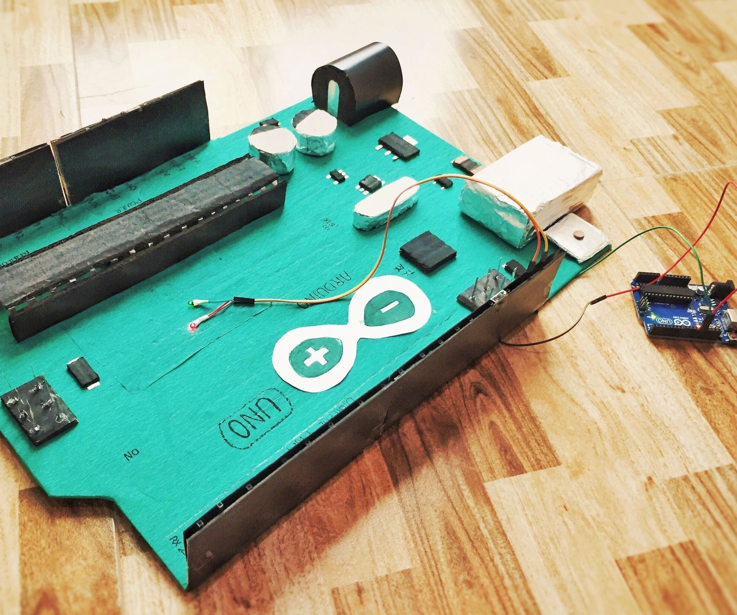 Arduino GRANDE - Super Big Arduino