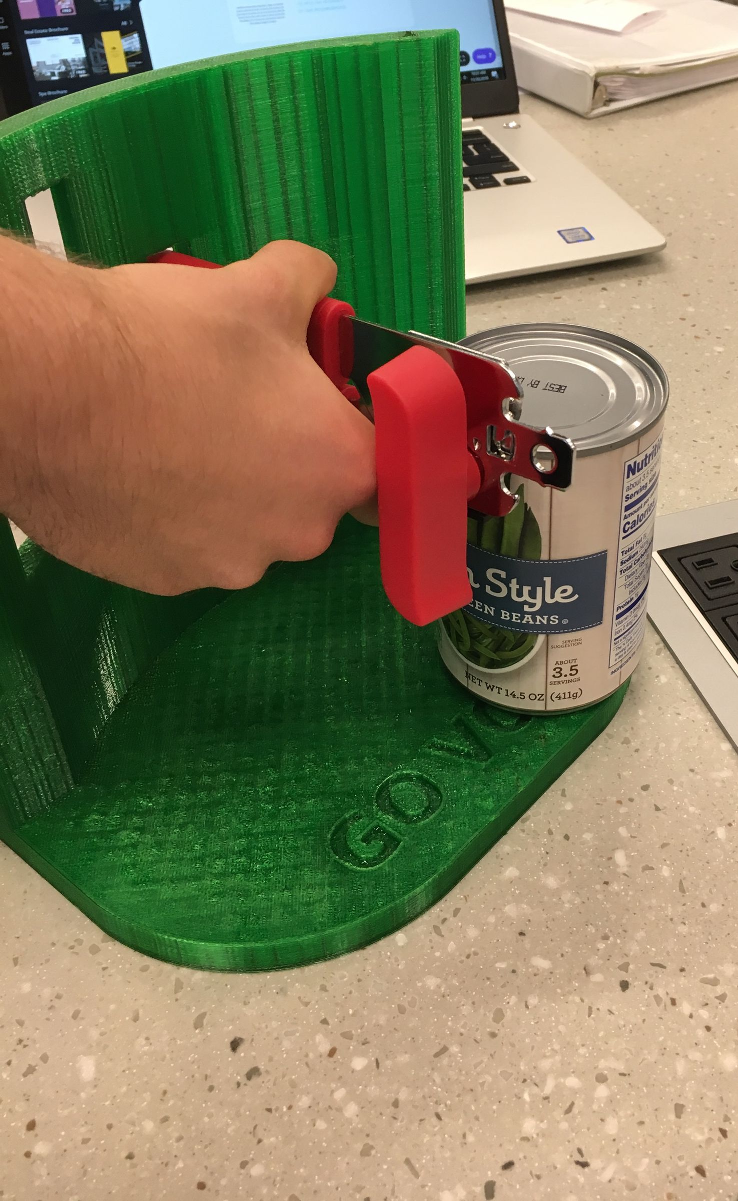 How to Use a Onehanded Can Opener 5 Steps Instructables