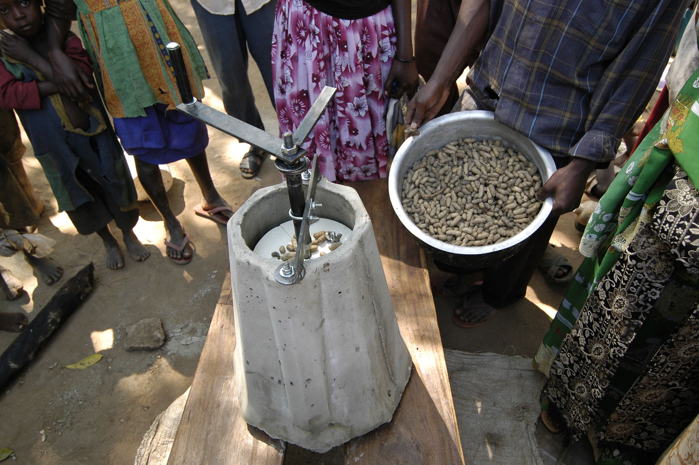 Universal Nut Sheller