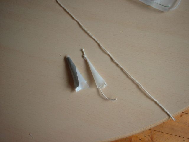 Homemade (Waterproof) Fuse, for Homemade Fireworks : 4 Steps ...