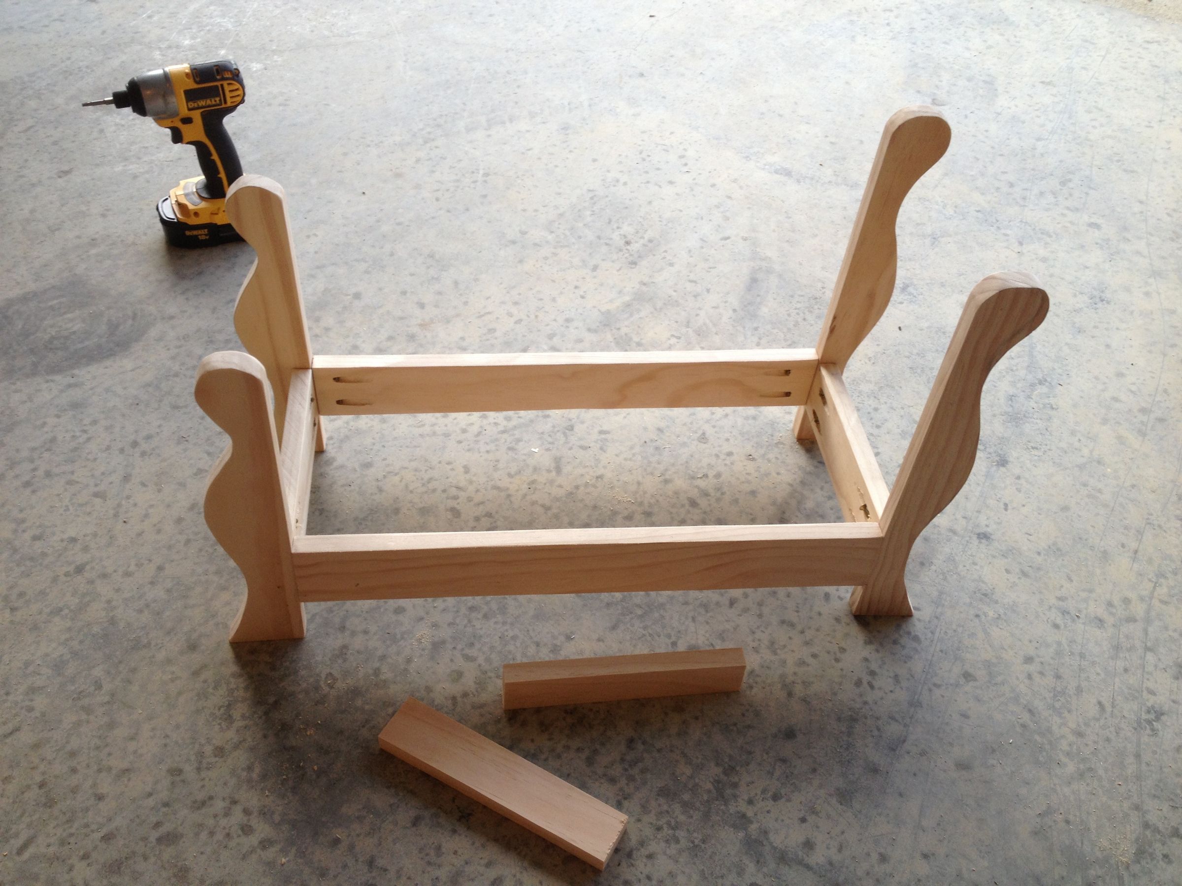 Mini Baby Bed Photo Prop 5 Steps Instructables