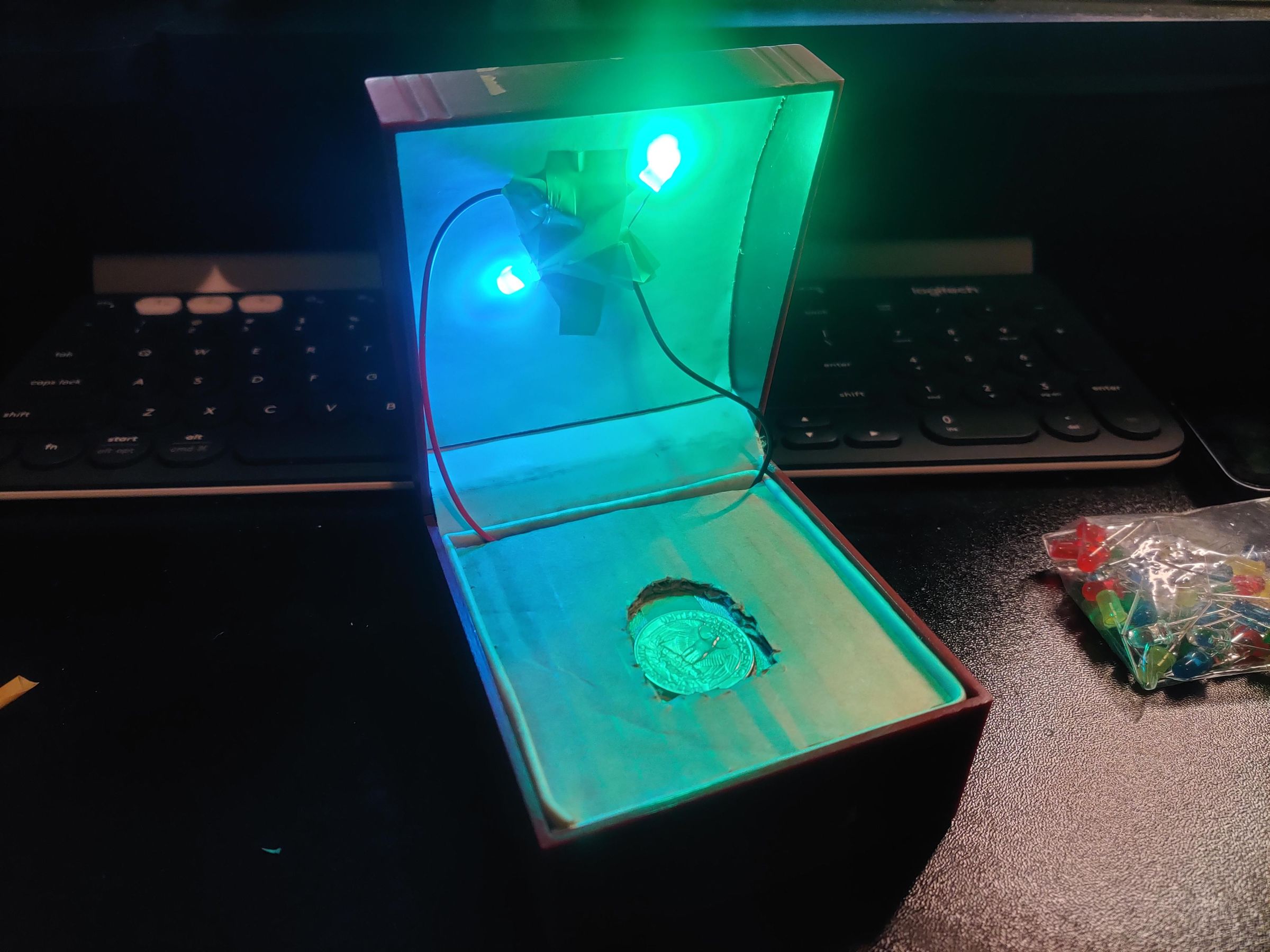 Box One Decoder Coin Coin in a Box Switch : 9 Steps - Instructables