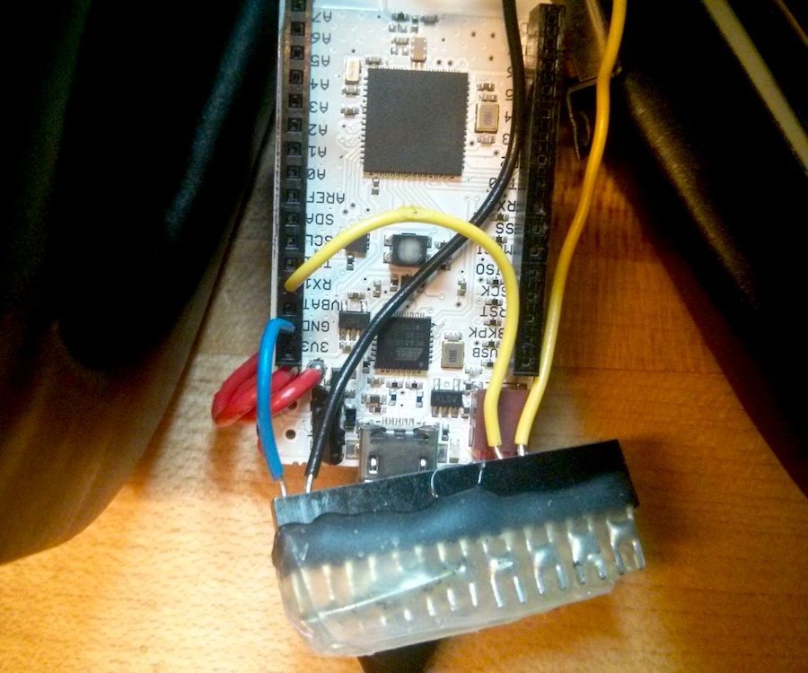 Tuckable 2D Breadboard
