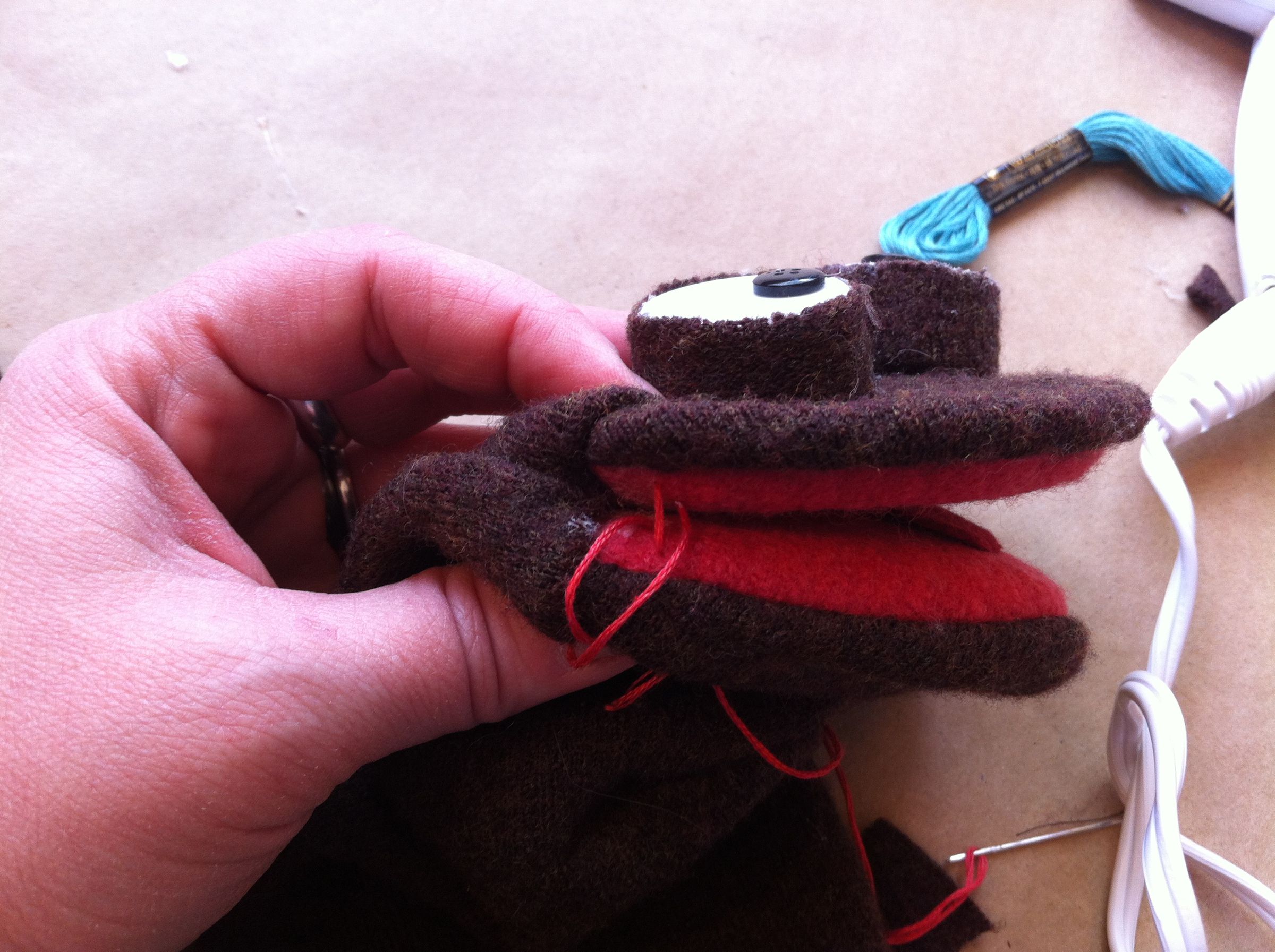 Simple Sweater Puppet 6 Steps Instructables