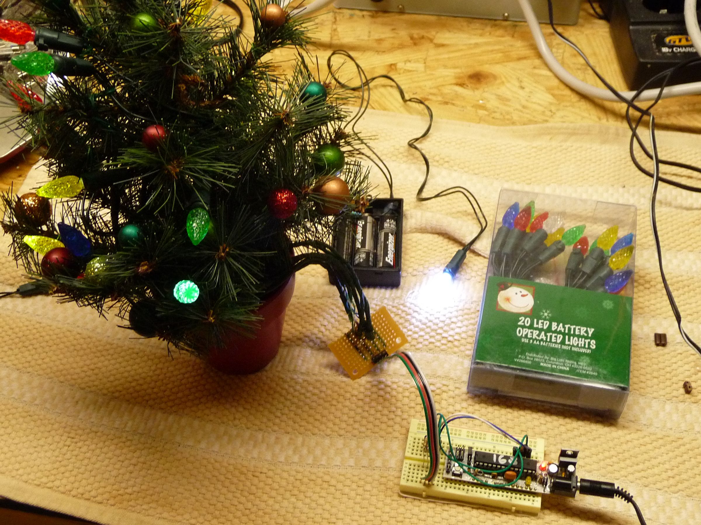 Charliplexed Christmas Tree for My Cubby
