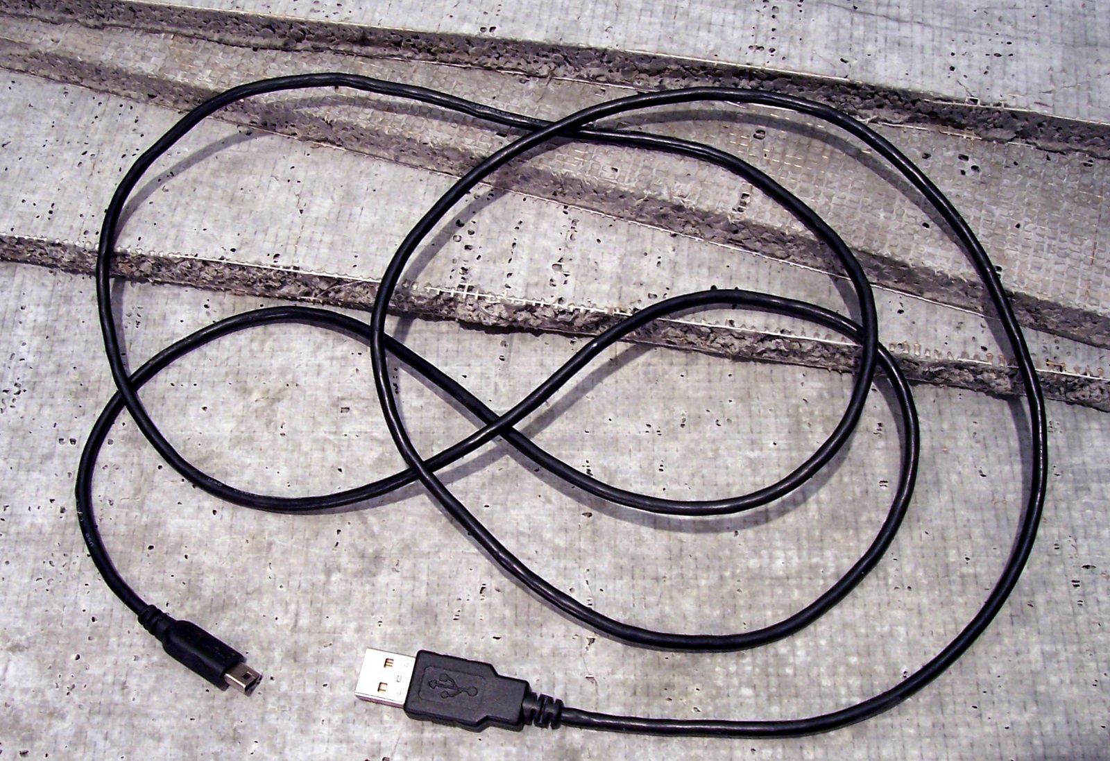 USB Cord Shortening 11 Steps Instructables