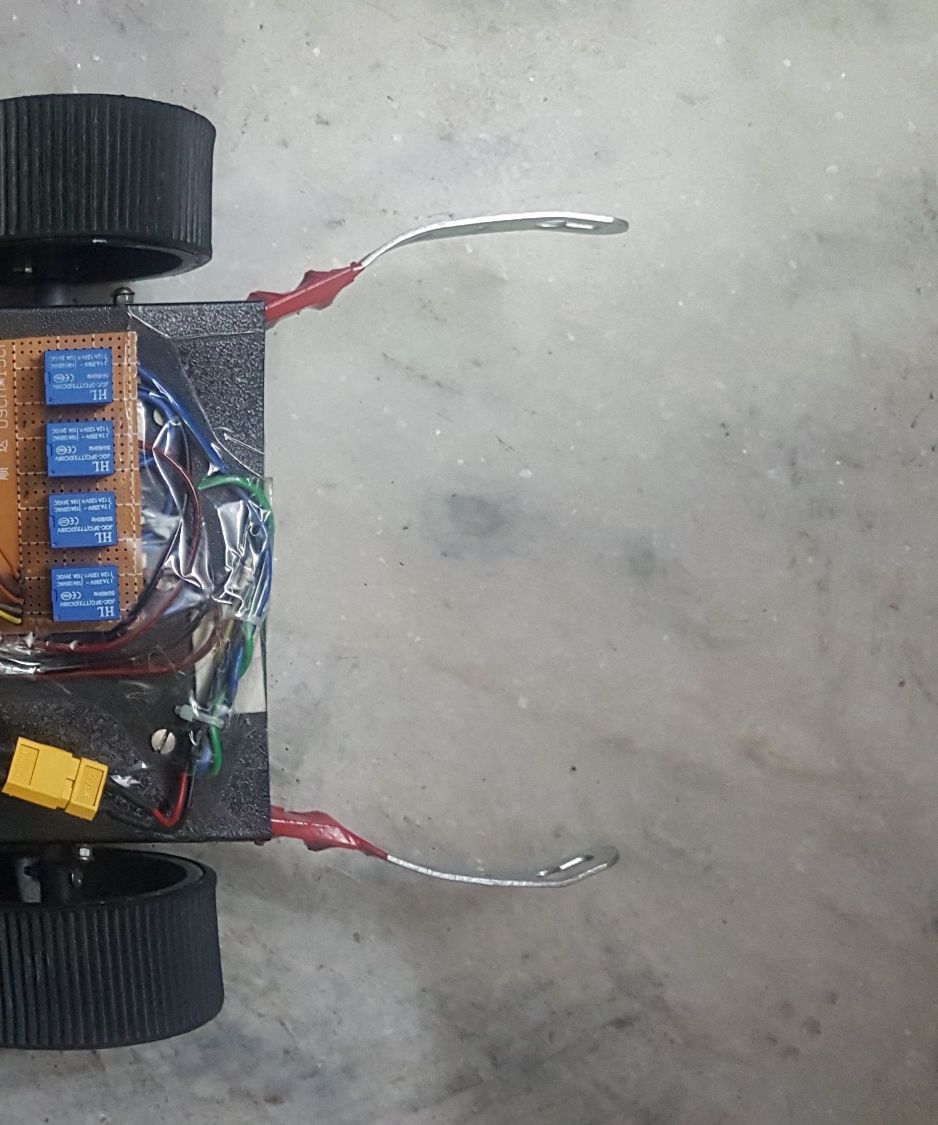 Wireless Arduino Robot Controlled by PC