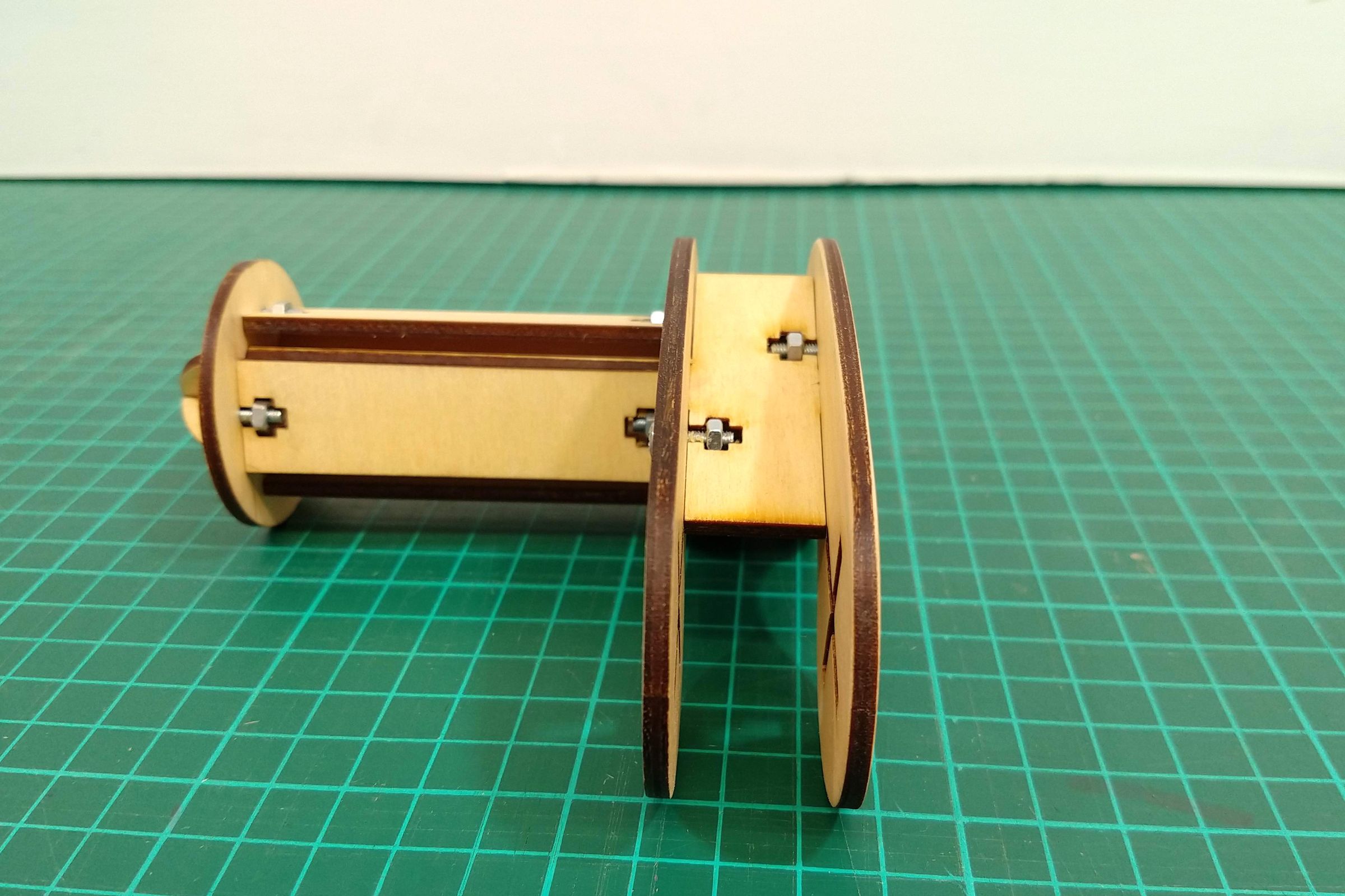 Laser Cut Zoetrope 6 Steps (with Pictures) Instructables