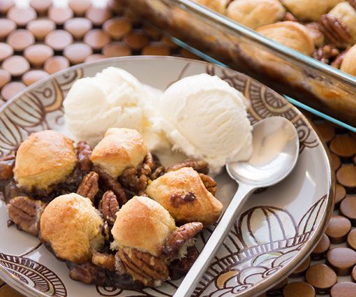 Chocolate Pecan Pie Cobbler