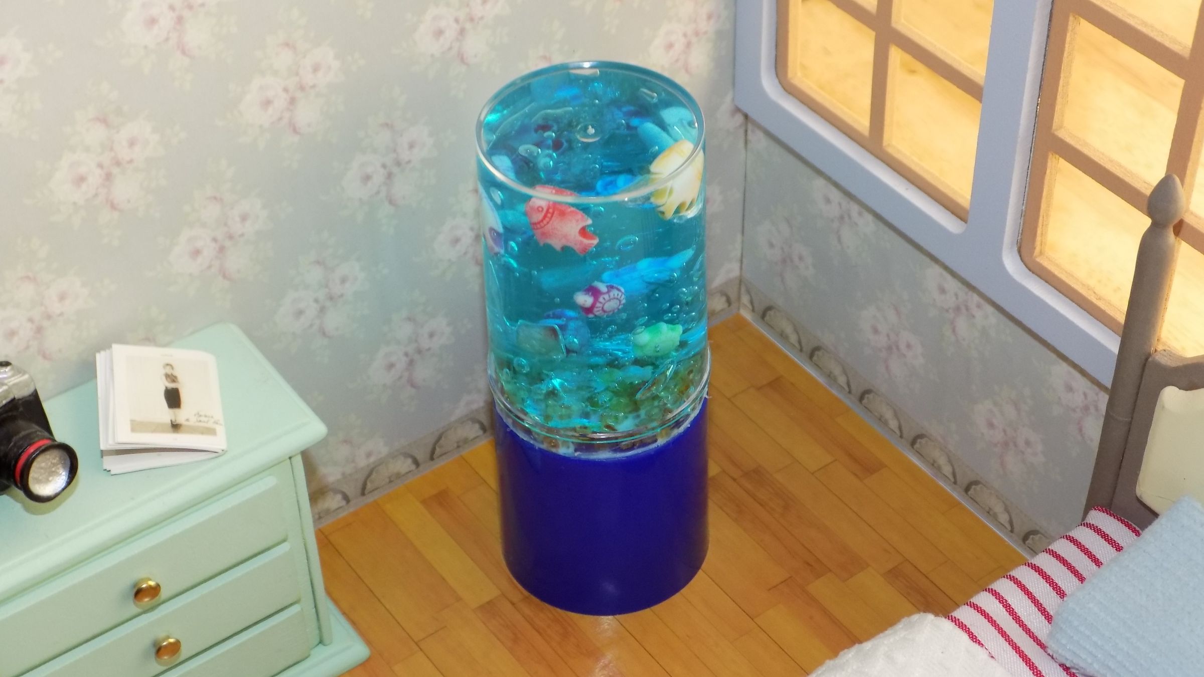 Image showcasing Diy Miniature Aquarium - Instructables