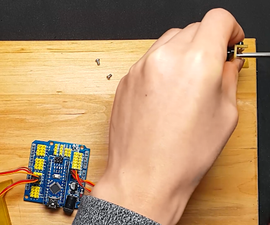 Assemble the Frame With the 2nd Motor / Potentiometer