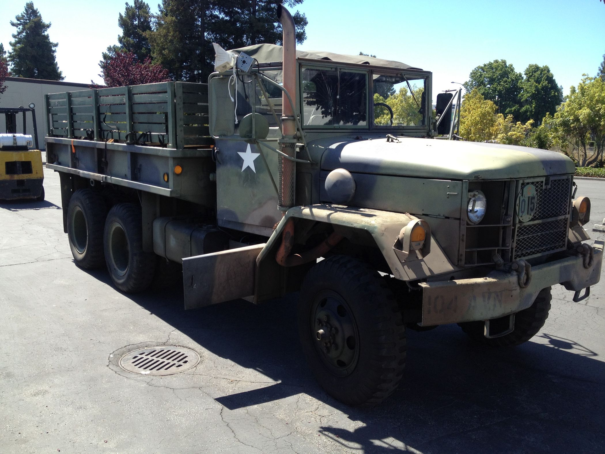 How Change the Oil on a Deuce and a HALF ( M35 Cargo Truck) : 4 Steps ...