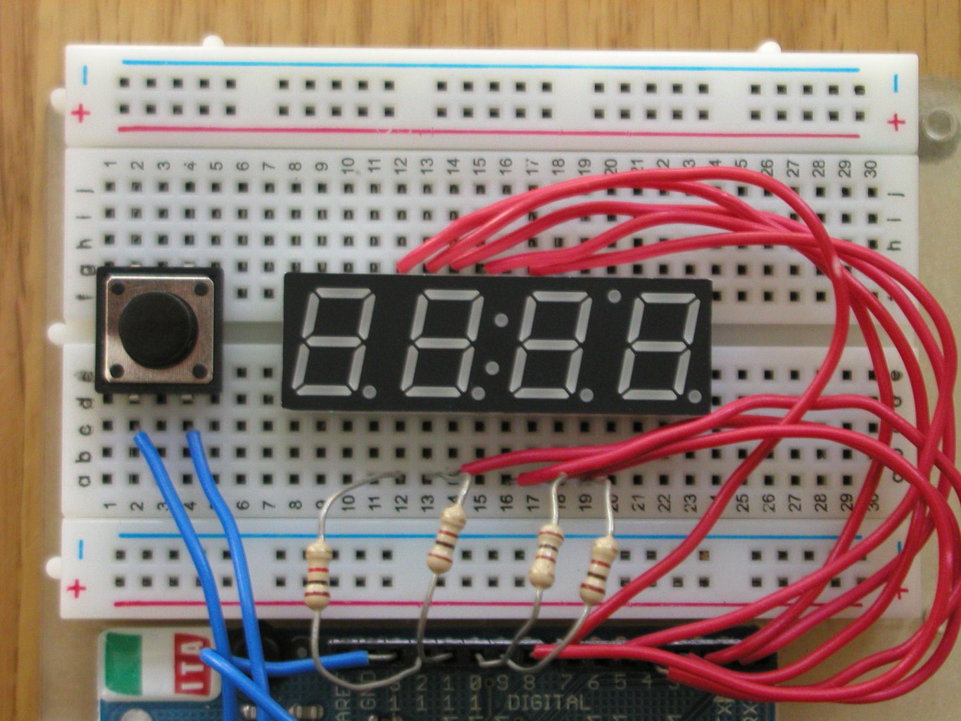 4-Digit 7-Segment LED Display + Arduino