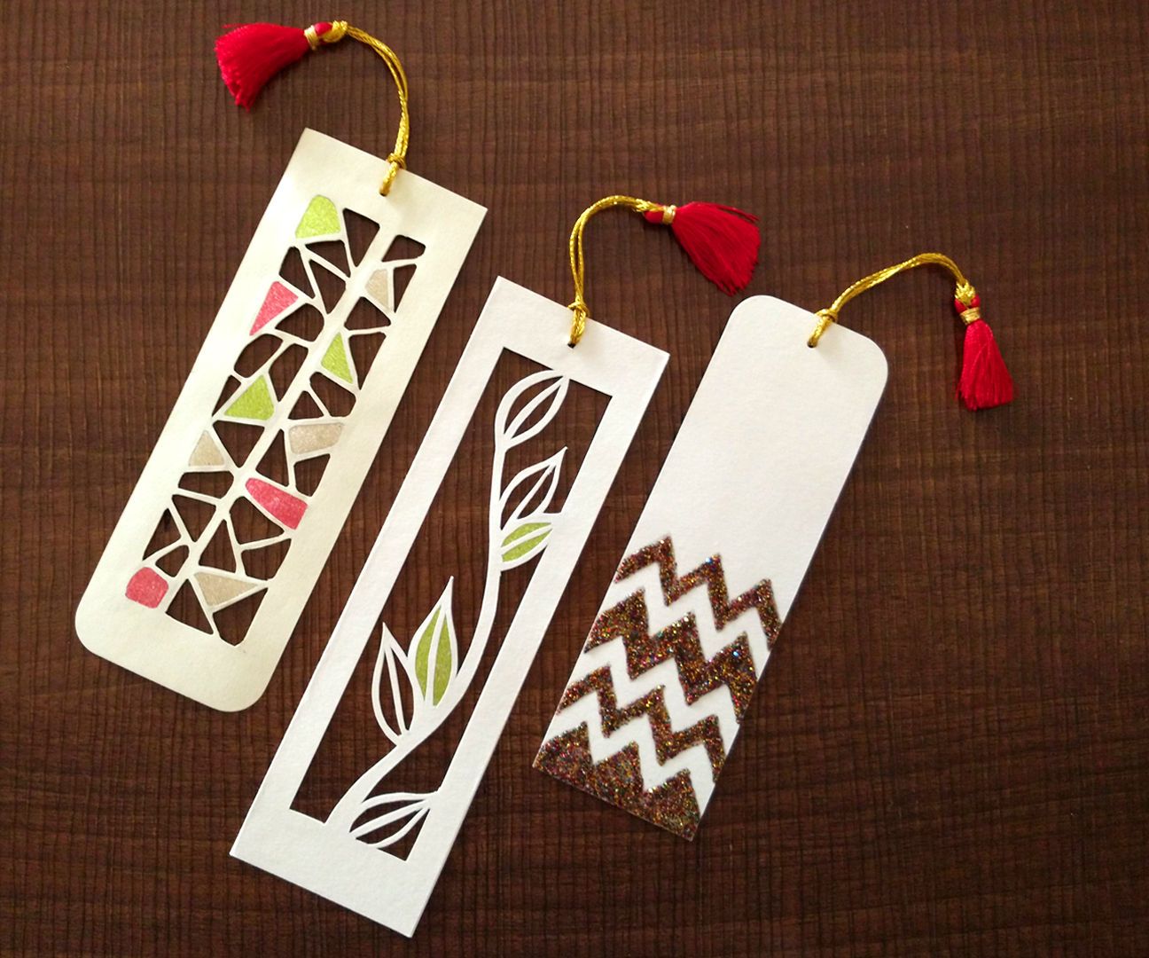 How to Make Bookmarks | Paper Cutting Art 